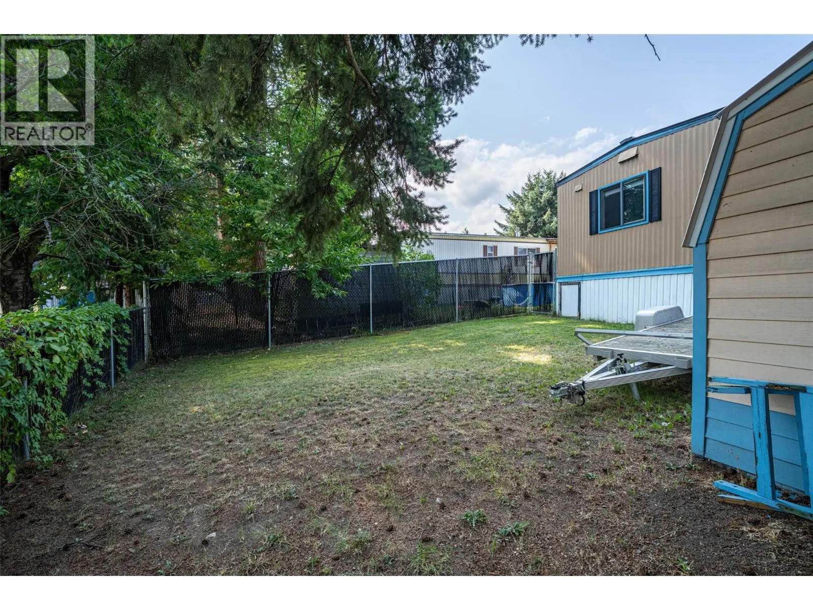 3350 10 Avenue NE Unit# 116