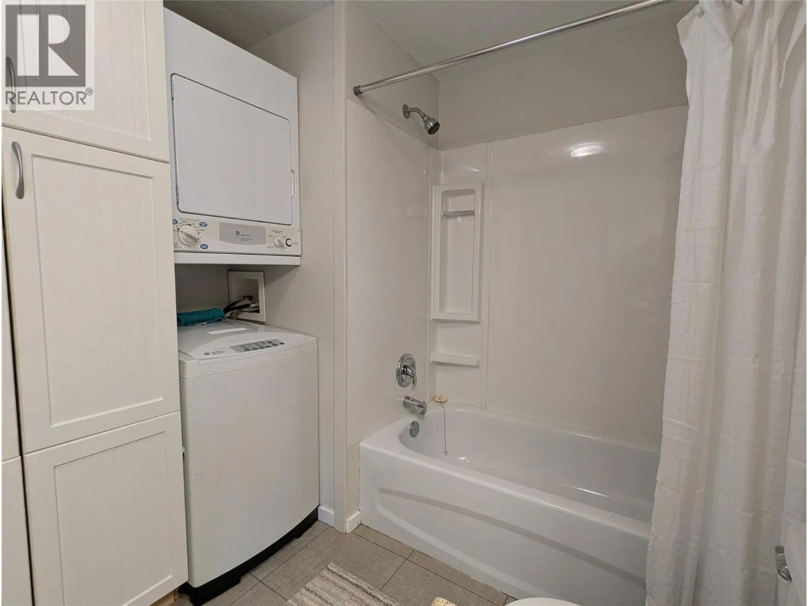 3535 Casorso Road Unit# 80
