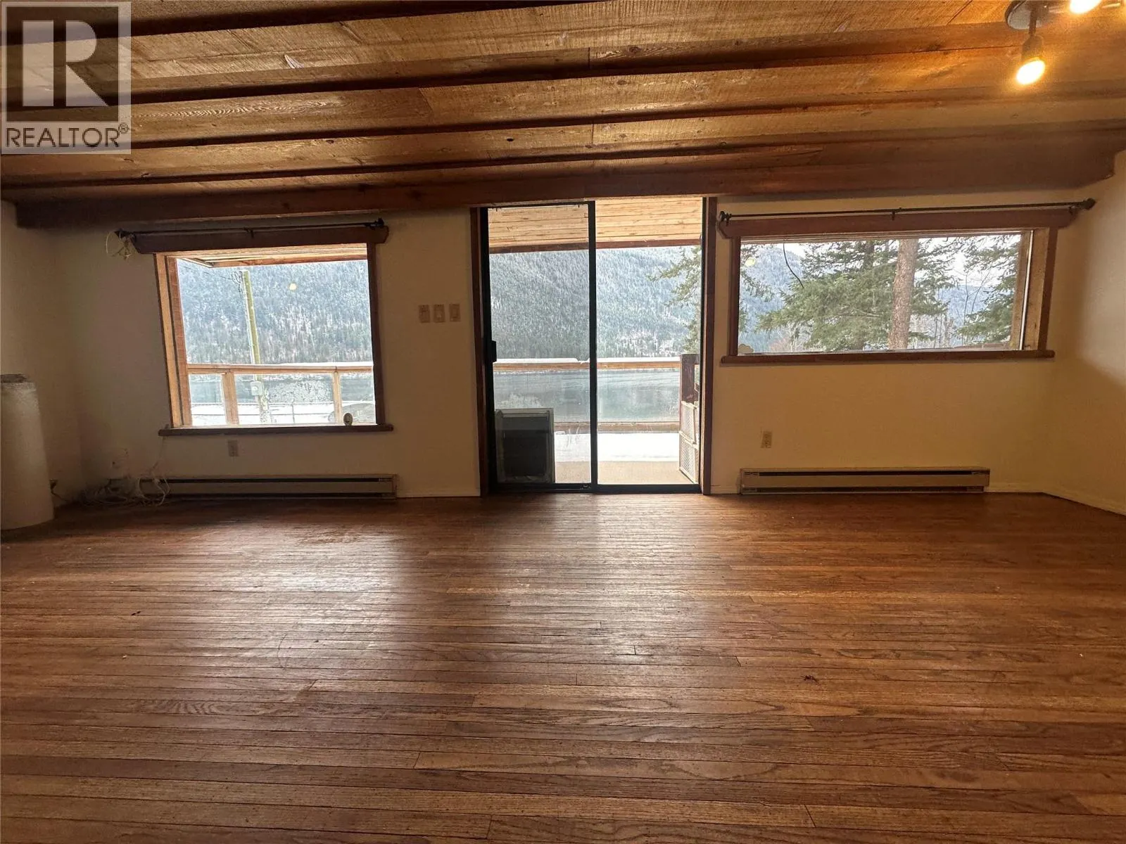 2236 OJIBWAY Road