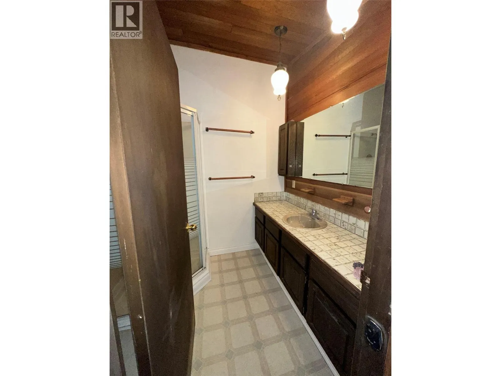 2236 OJIBWAY Road