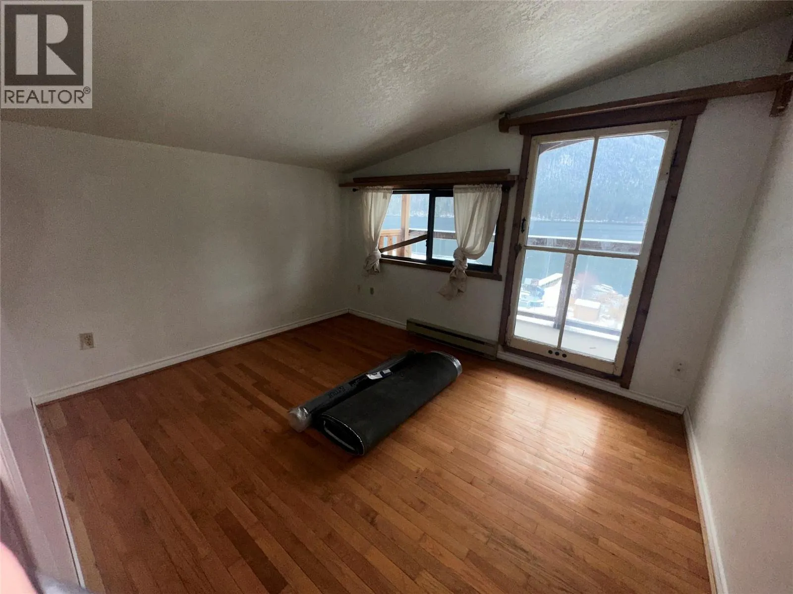 2236 OJIBWAY Road