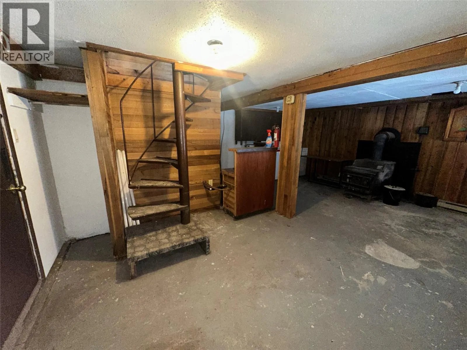 2236 OJIBWAY Road