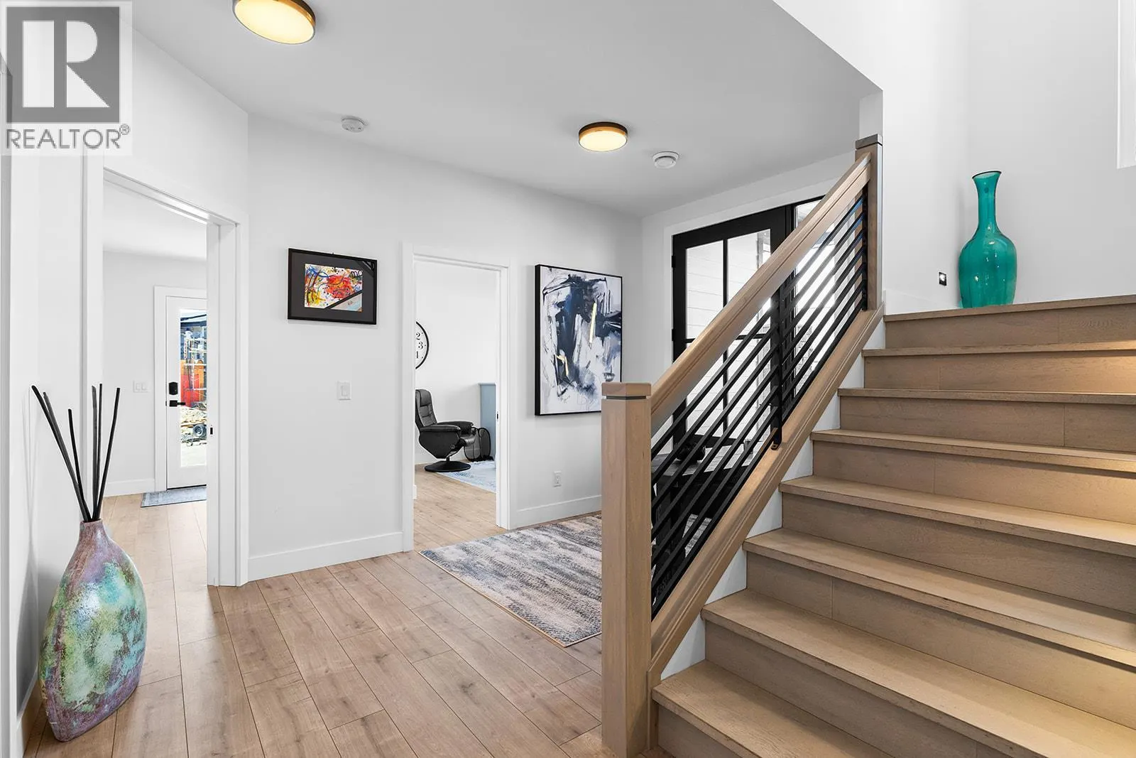 443 Redtail Court