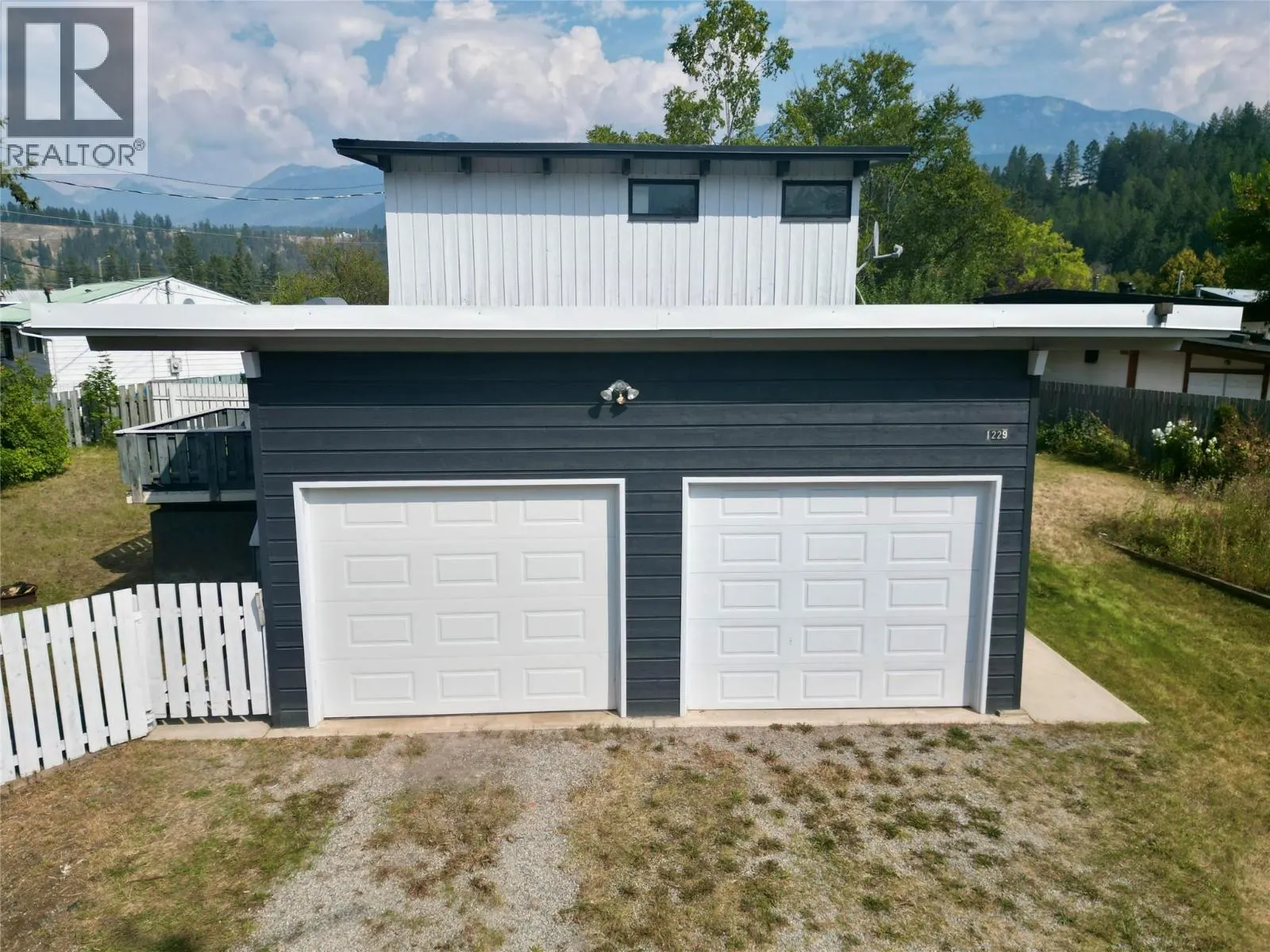 1229 ALEXANDER Drive