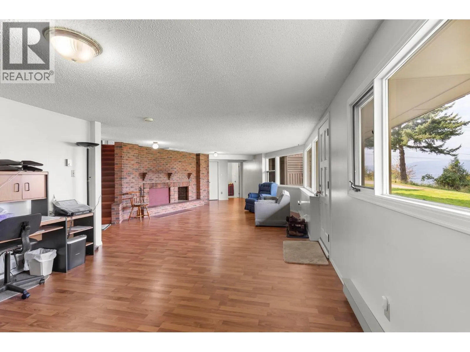 4980 Chute Lake Road