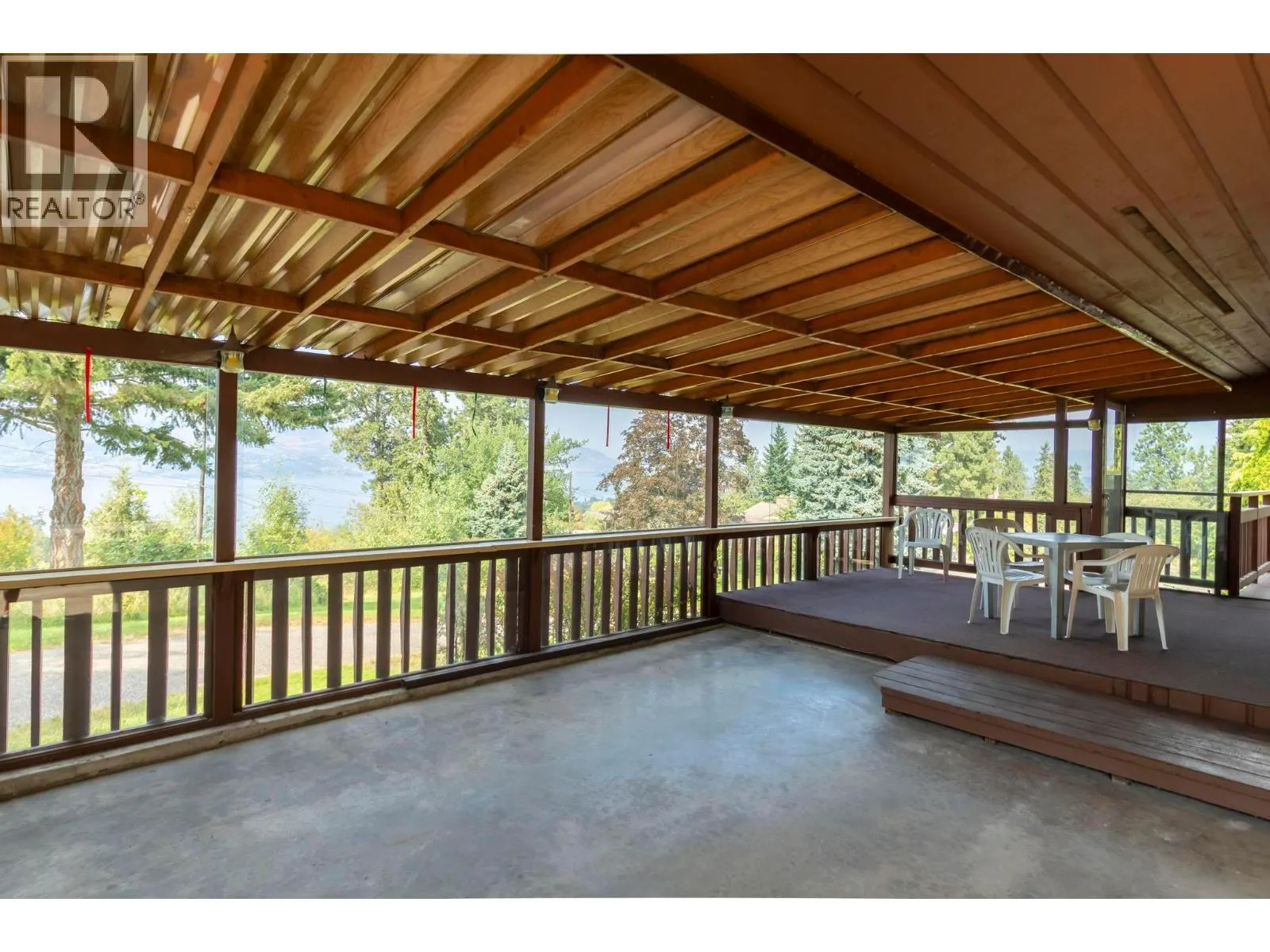 4980 Chute Lake Road