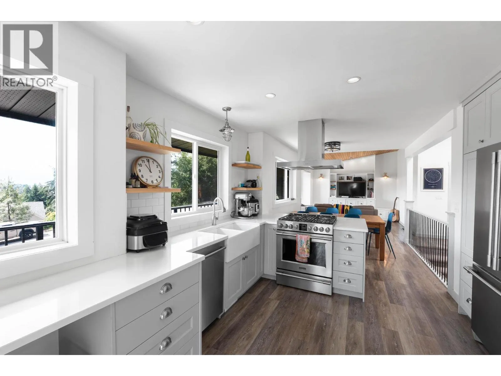 1835 Horizon Drive