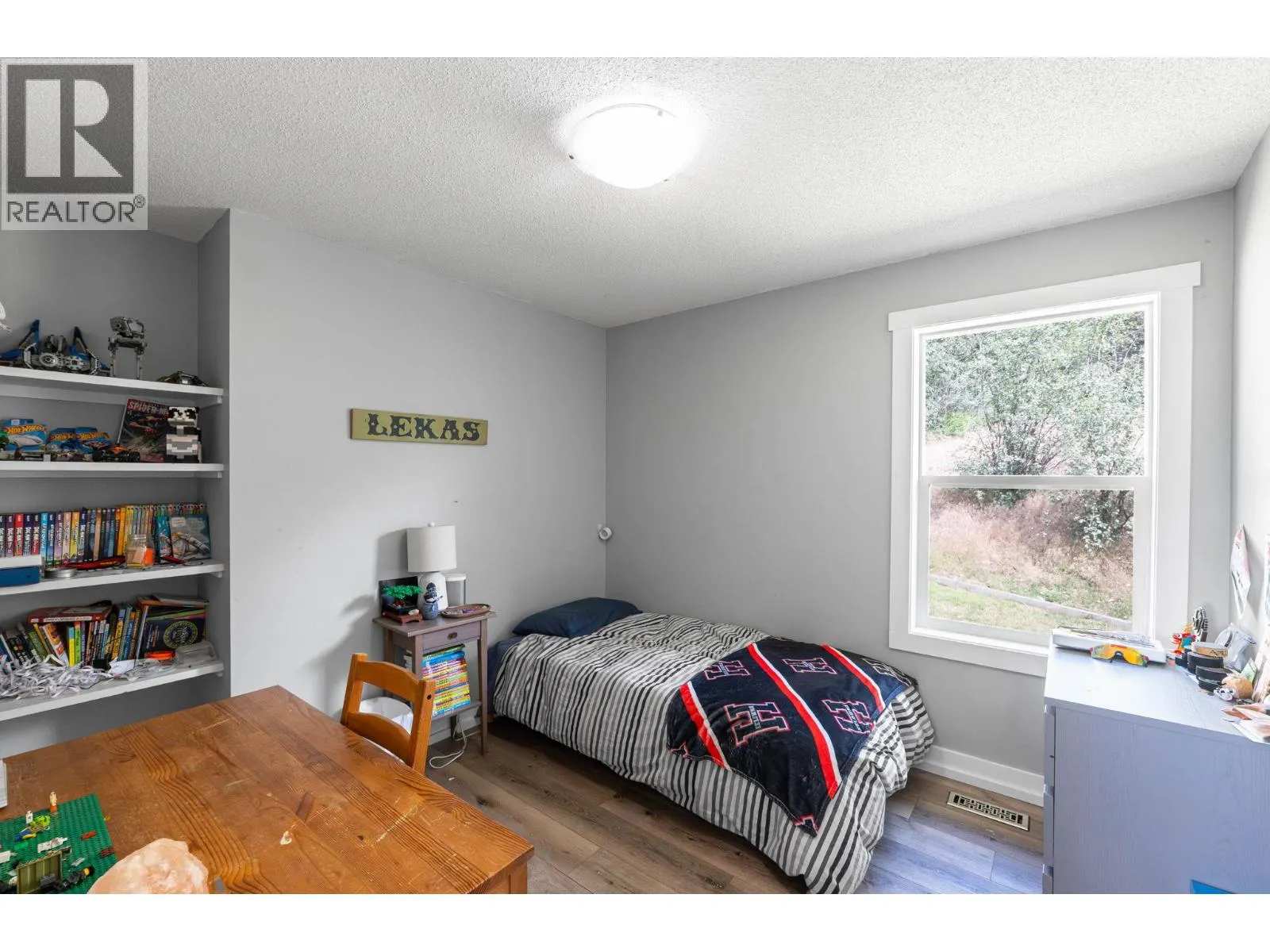 1835 Horizon Drive