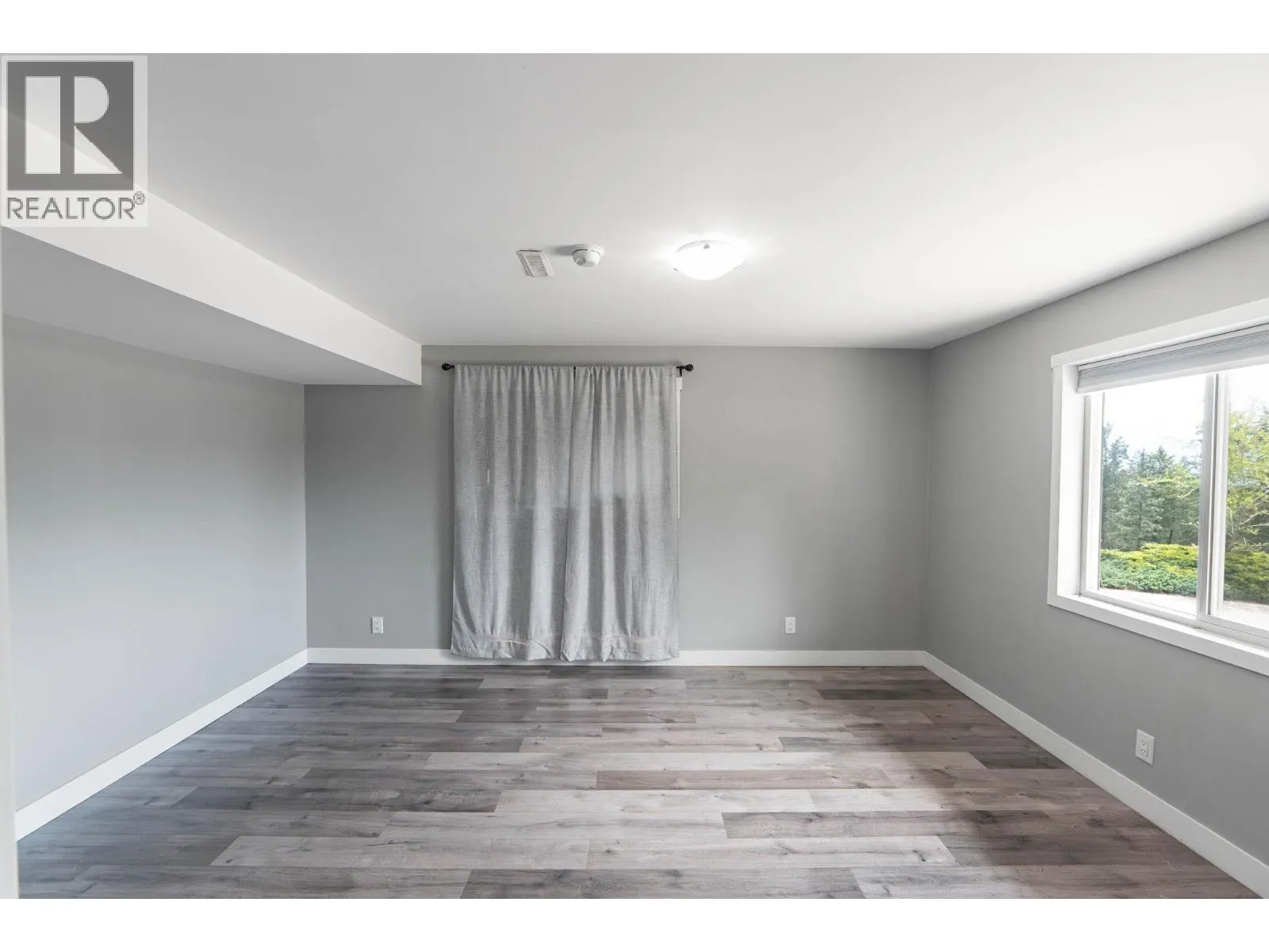 1835 Horizon Drive