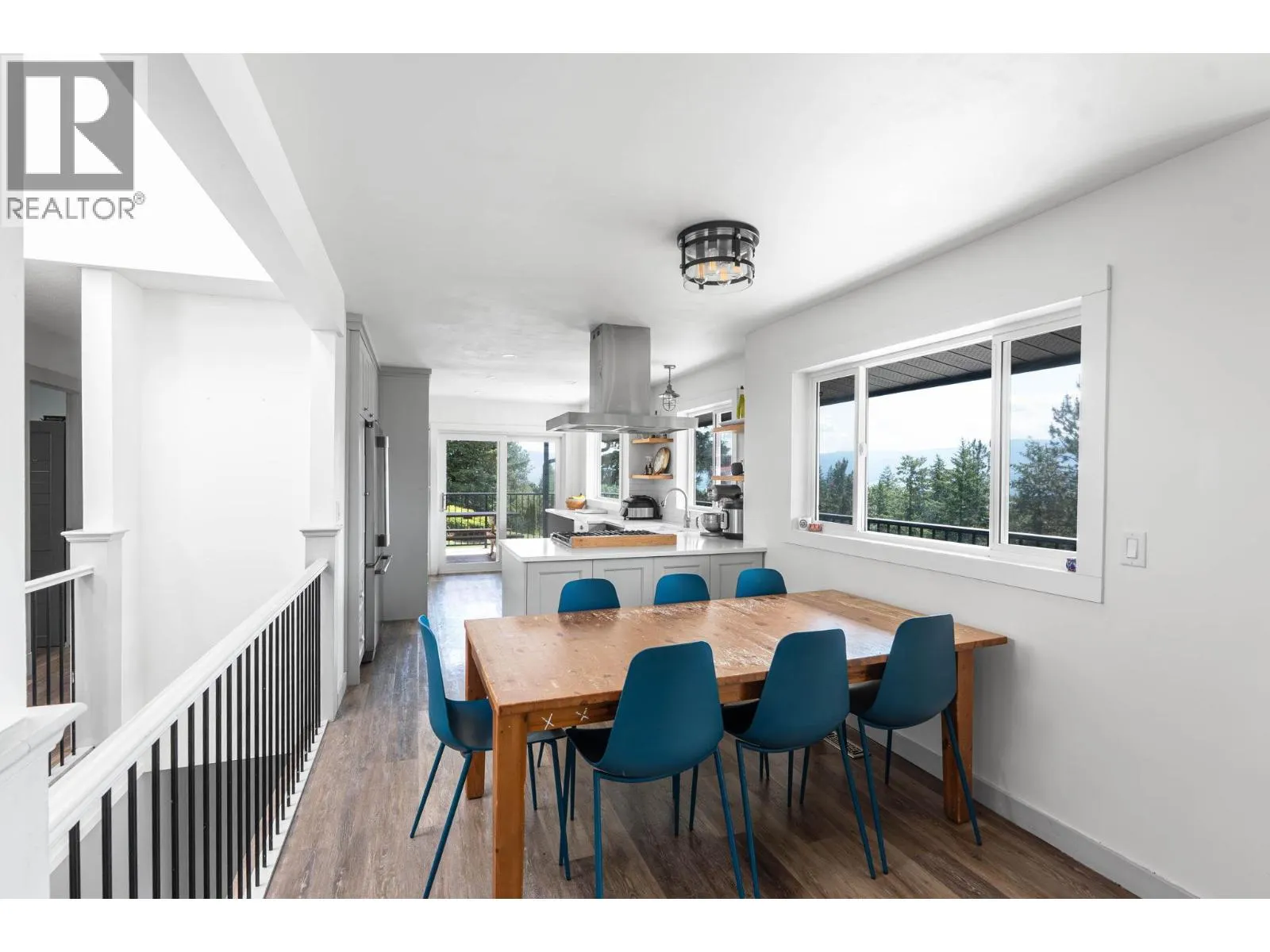 1835 Horizon Drive