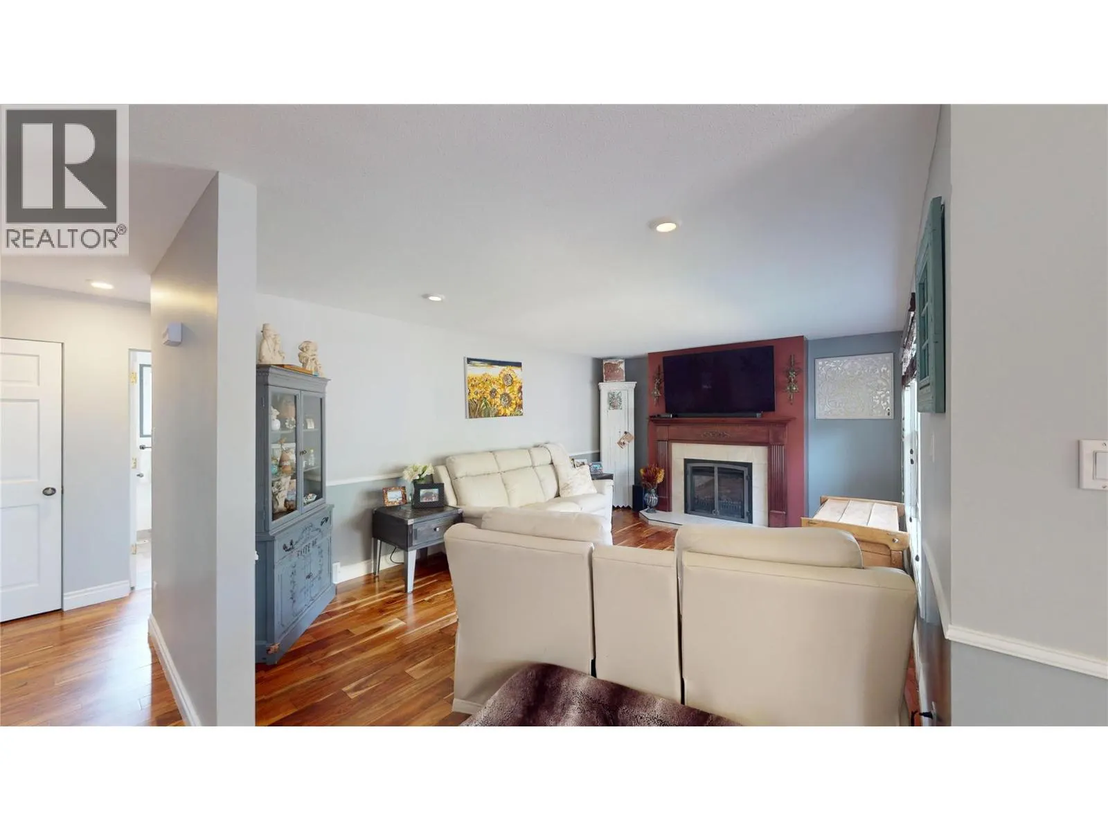 817 13th Street South Street