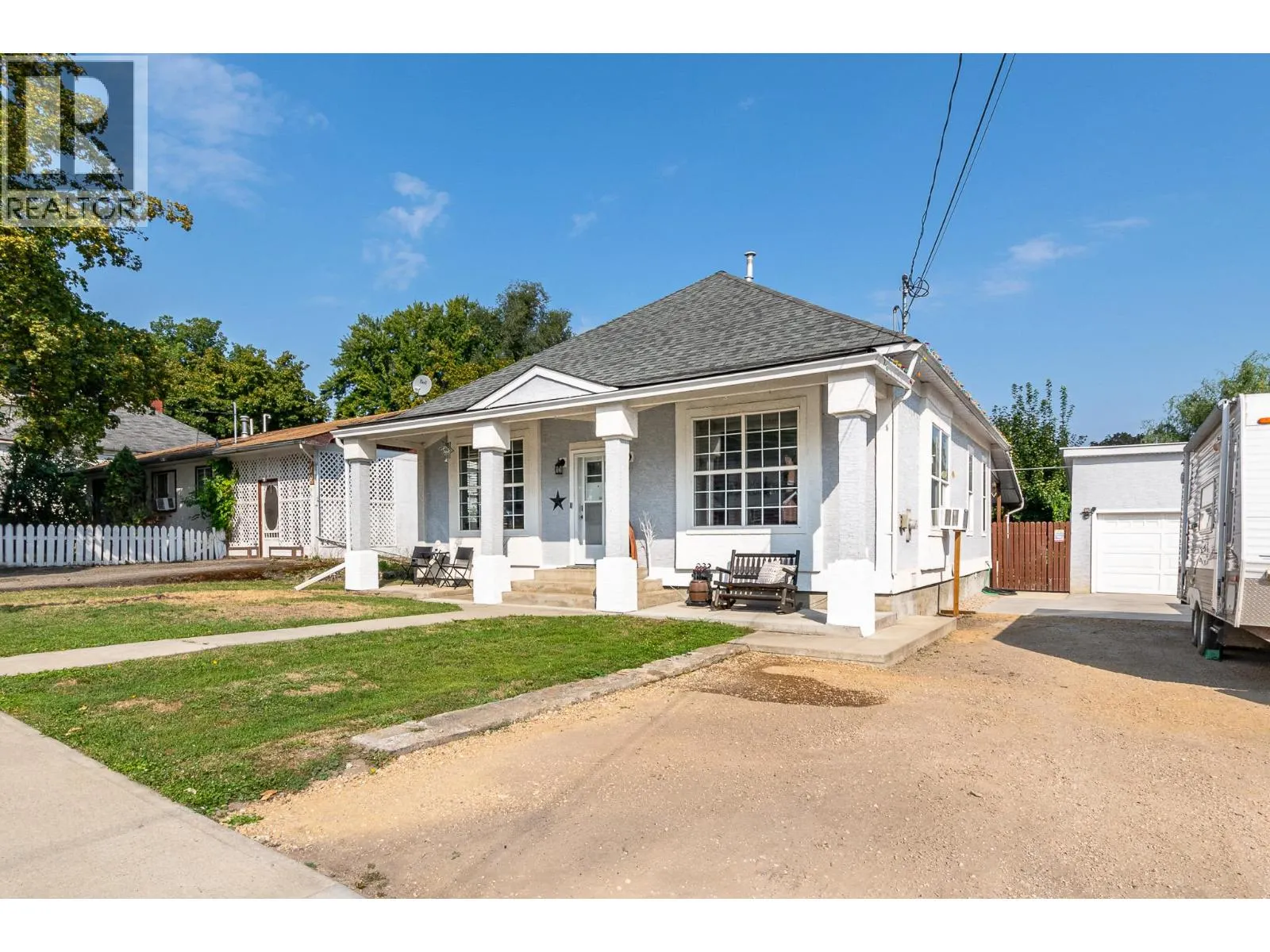 715 Hubert Avenue