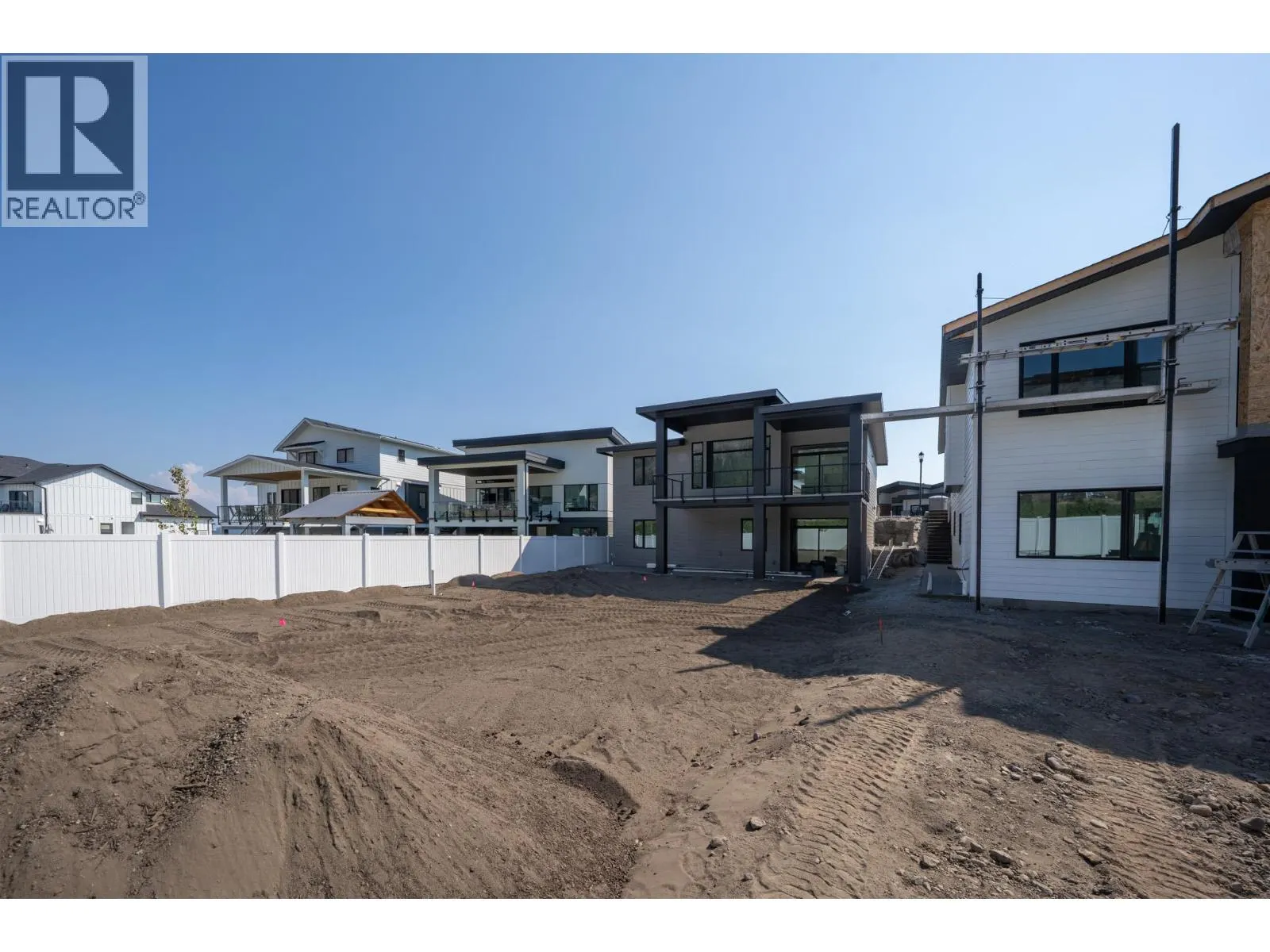 2538 Pinnacle Ridge Drive