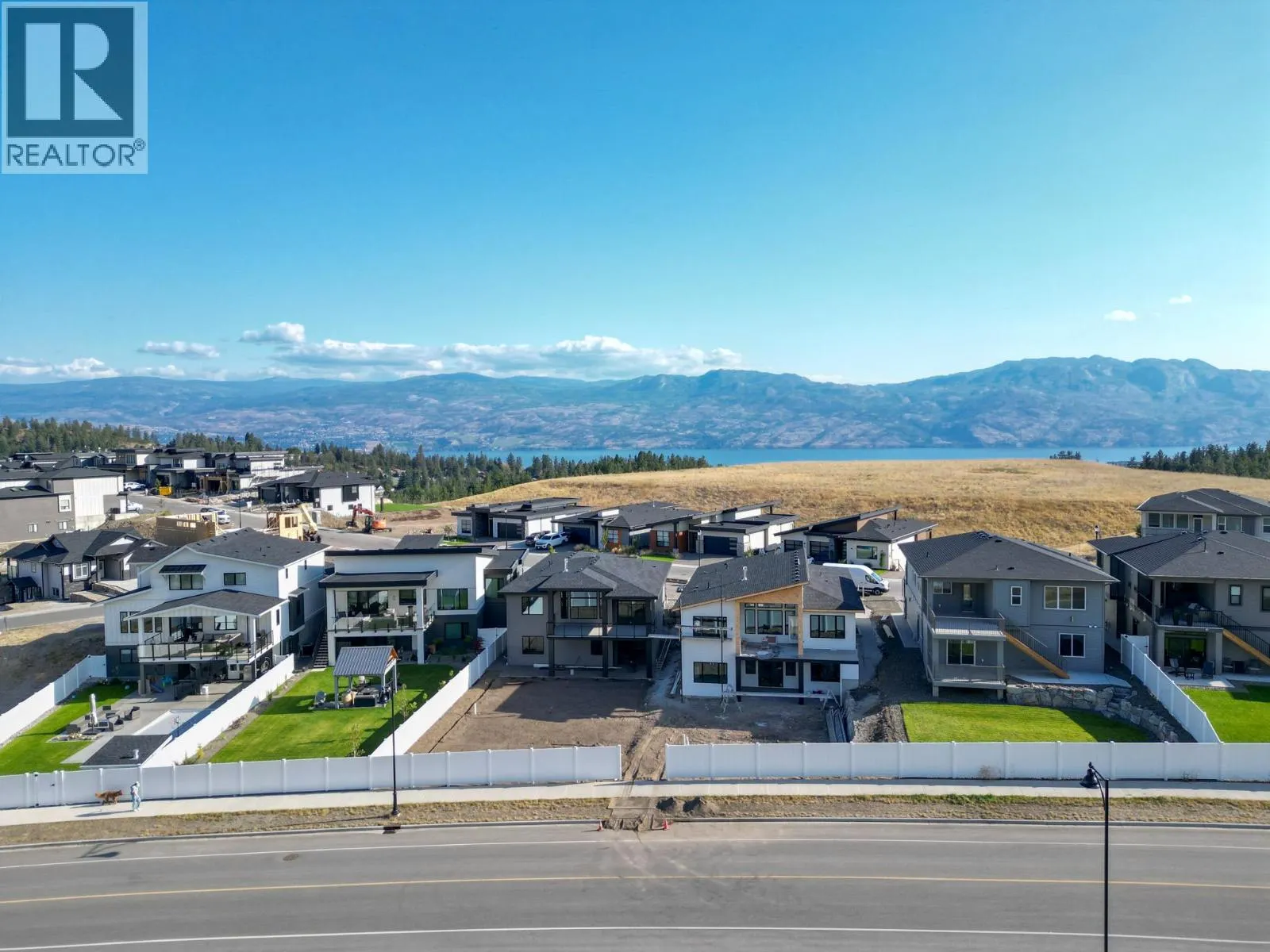 2540 Pinnacle Ridge Drive