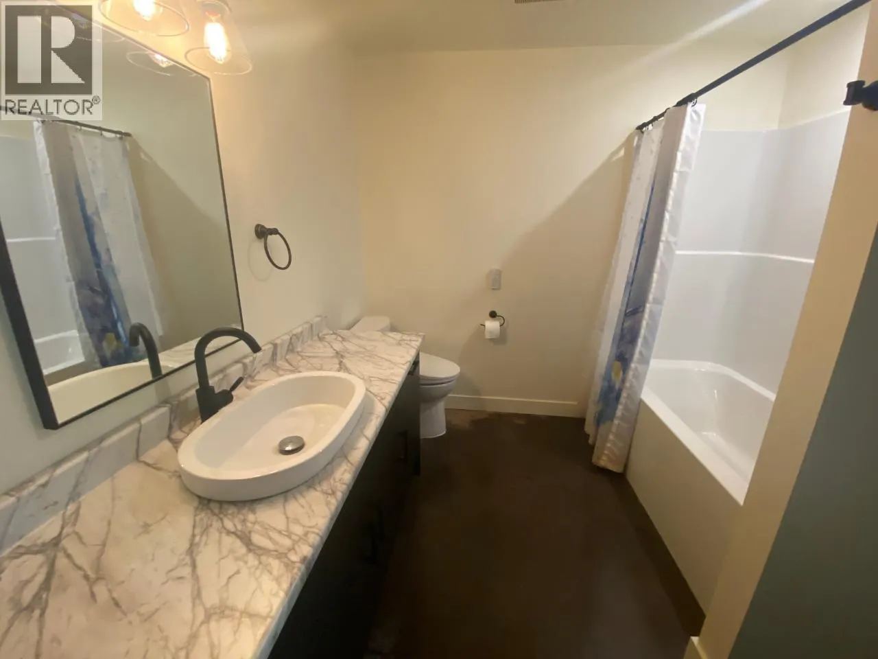 8660 RIVERSIDE Drive