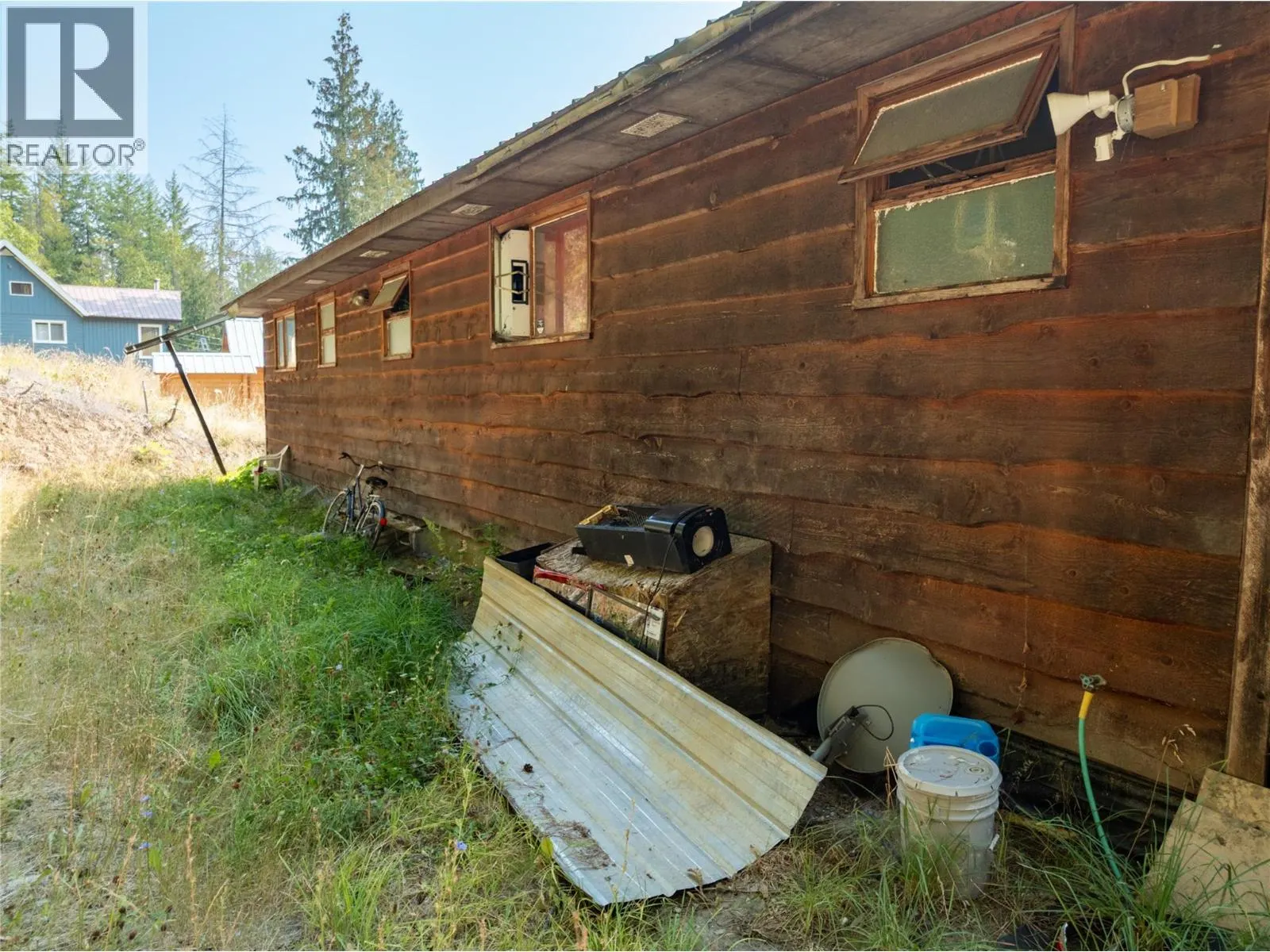 2724 Fraser Road