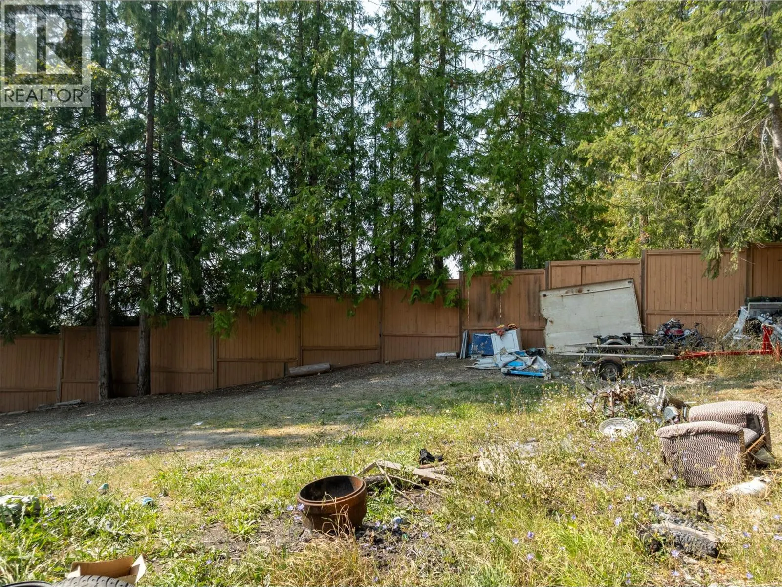 2724 Fraser Road