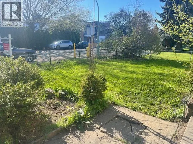 2166 Aberdeen Street