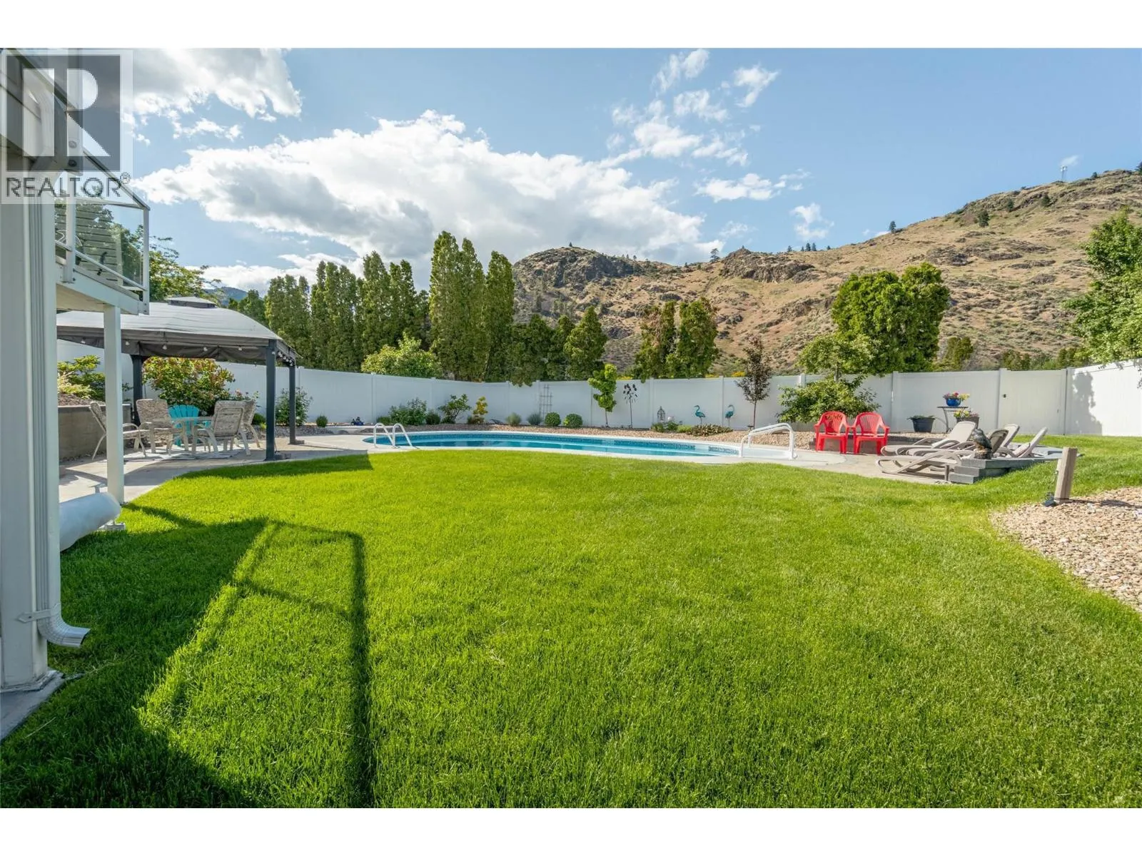 5896 FAIRVIEW Place