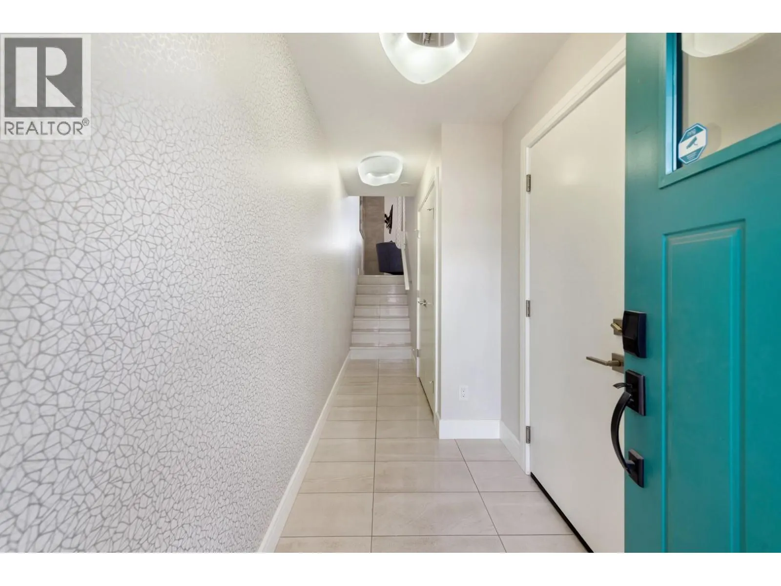 3756 Lakeshore Road Unit# 4