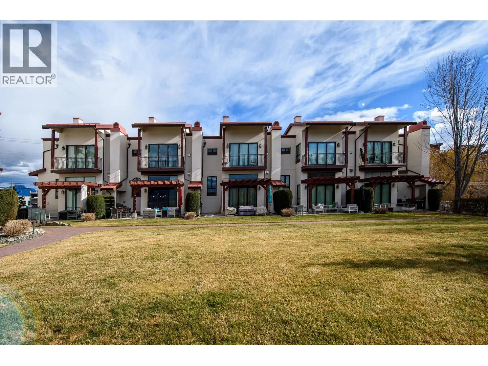 3756 Lakeshore Road Unit# 4