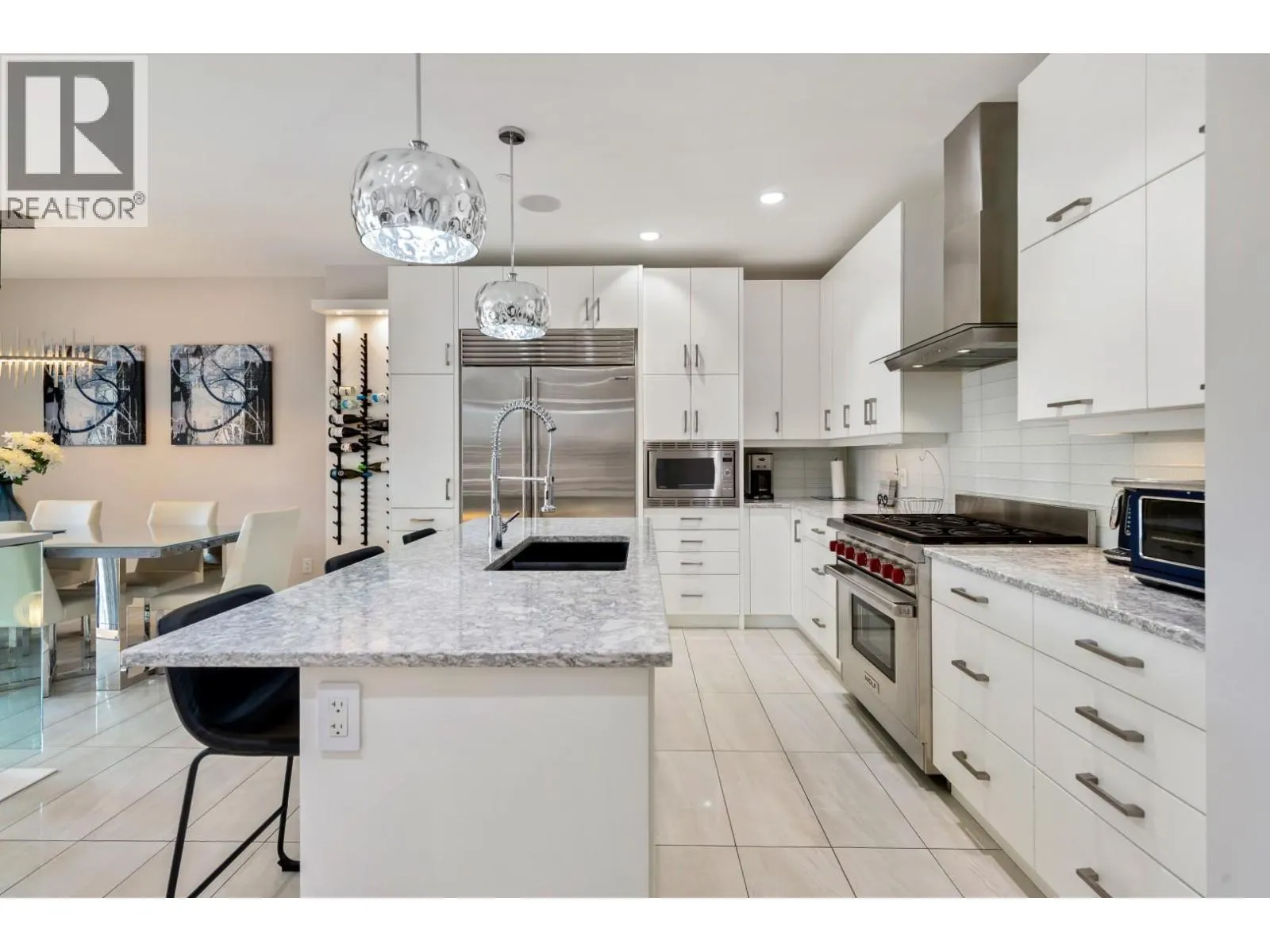 3756 Lakeshore Road Unit# 4