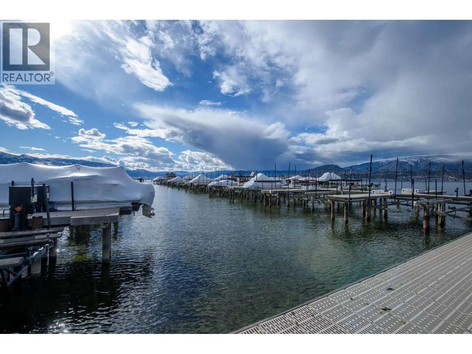 3756 Lakeshore Road Unit# 4