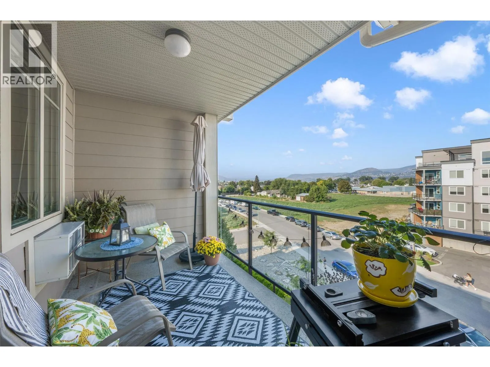 3733 Casorso Road Unit# 407