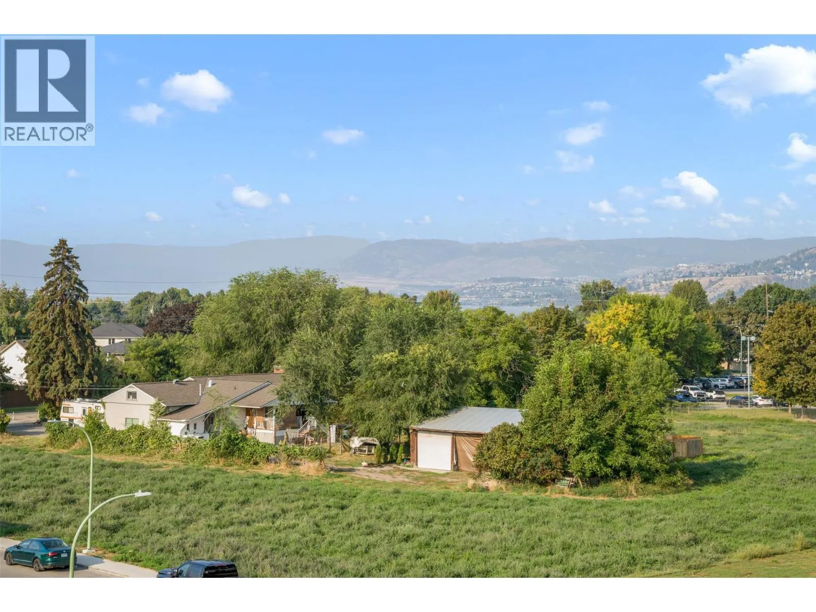 3733 Casorso Road Unit# 407