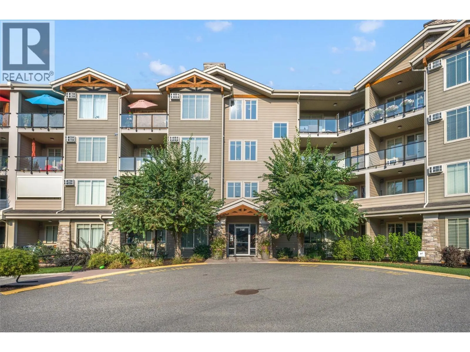 3733 Casorso Road Unit# 407