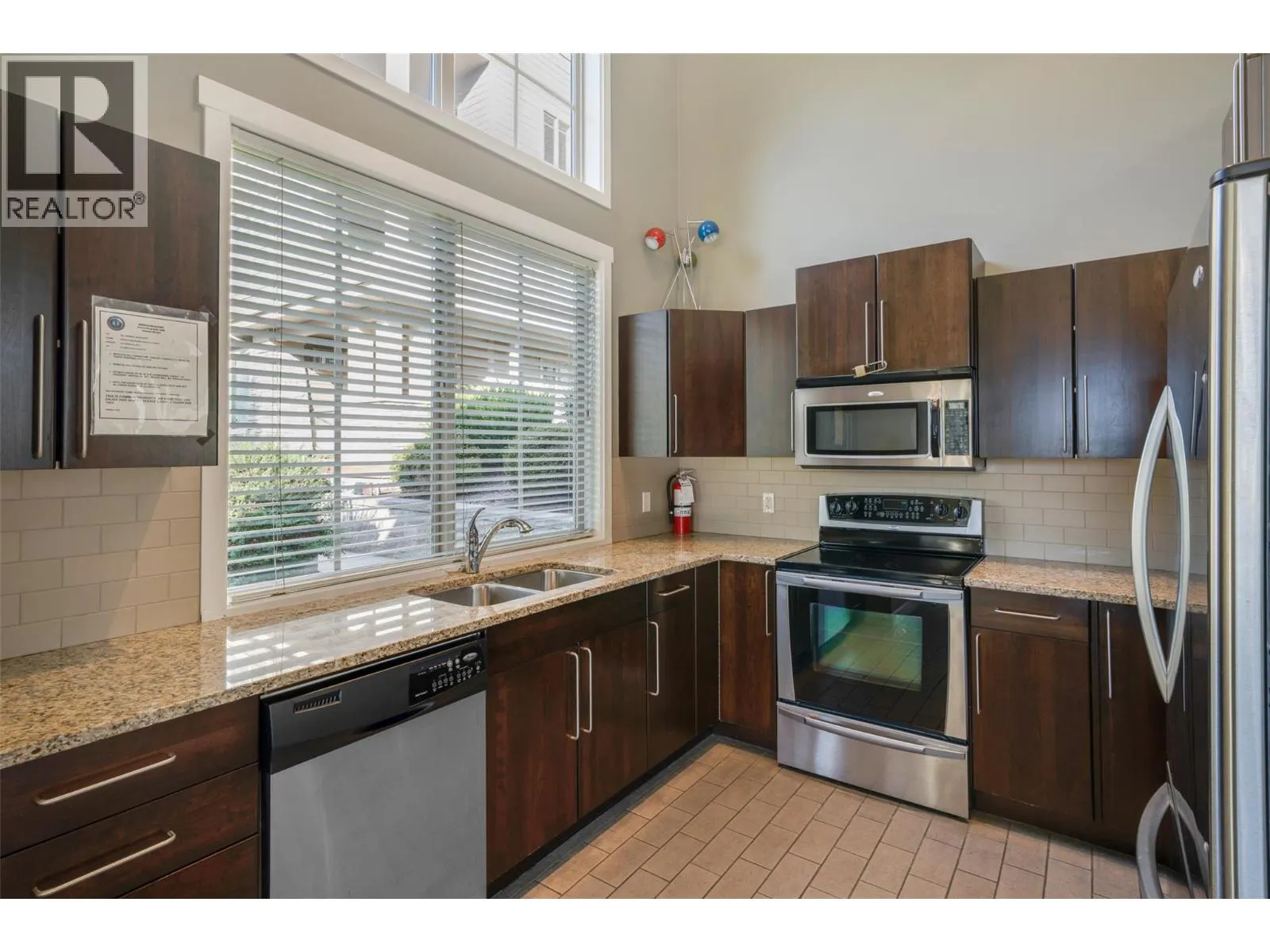 3733 Casorso Road Unit# 407