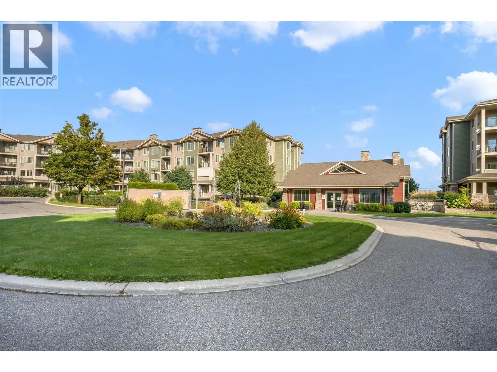 3733 Casorso Road Unit# 407
