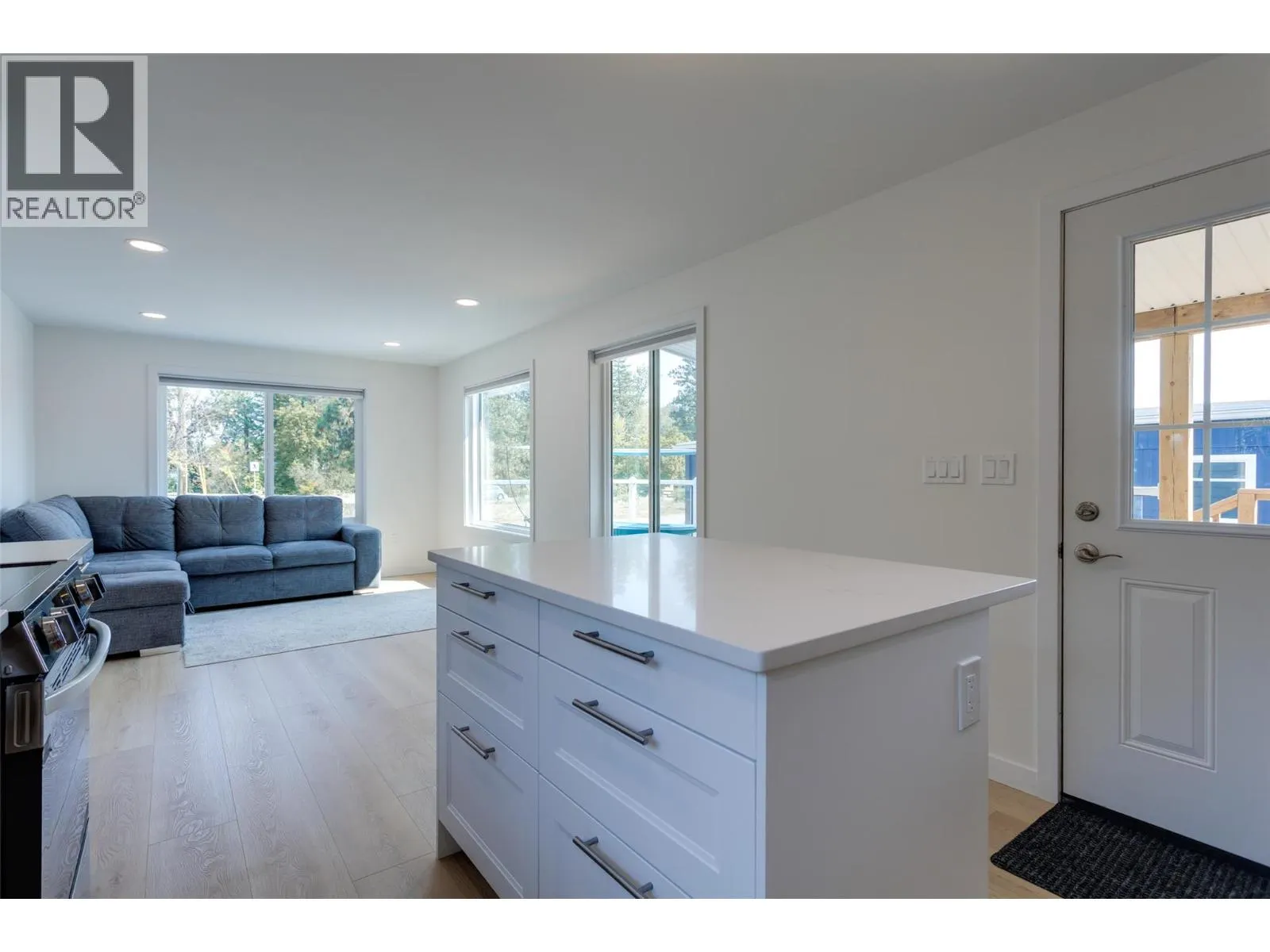 6711 Hwy 97 South Highway Unit# 5