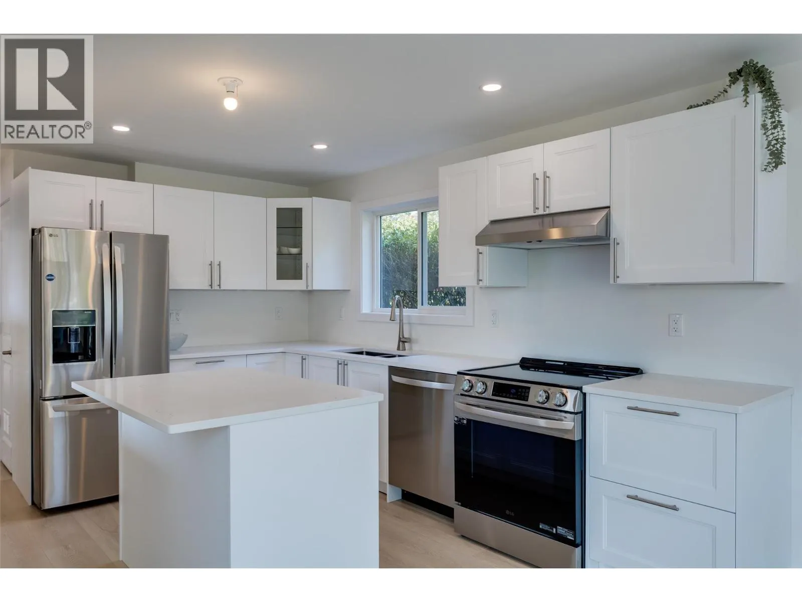 6711 Hwy 97 South Highway Unit# 5