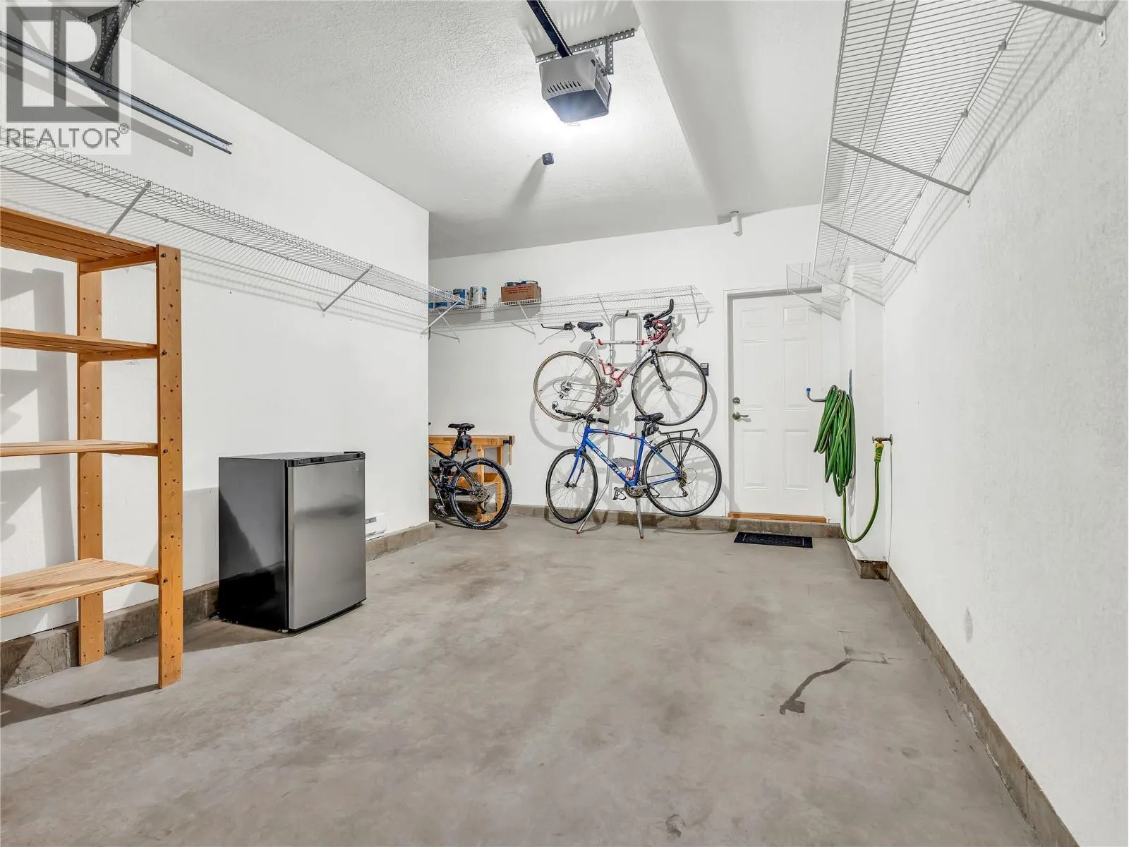 240 YORKTON Avenue Unit# 104