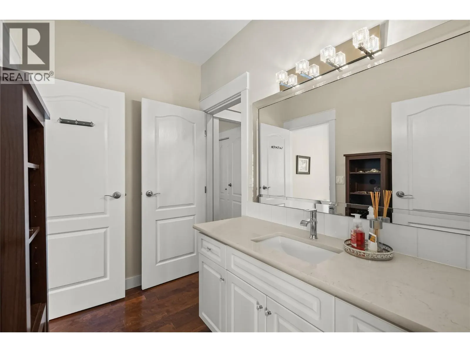 83 Peregrine Way Unit# 21