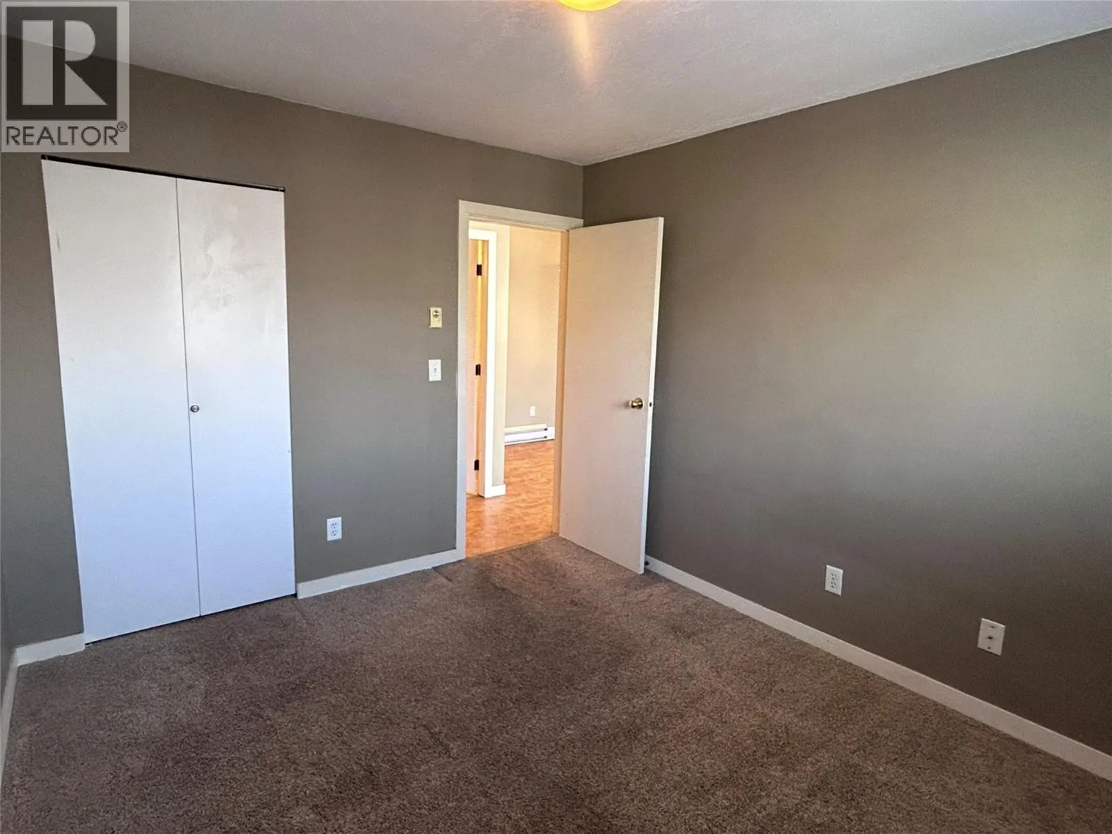 4305 Bellevue Drive Unit# 209