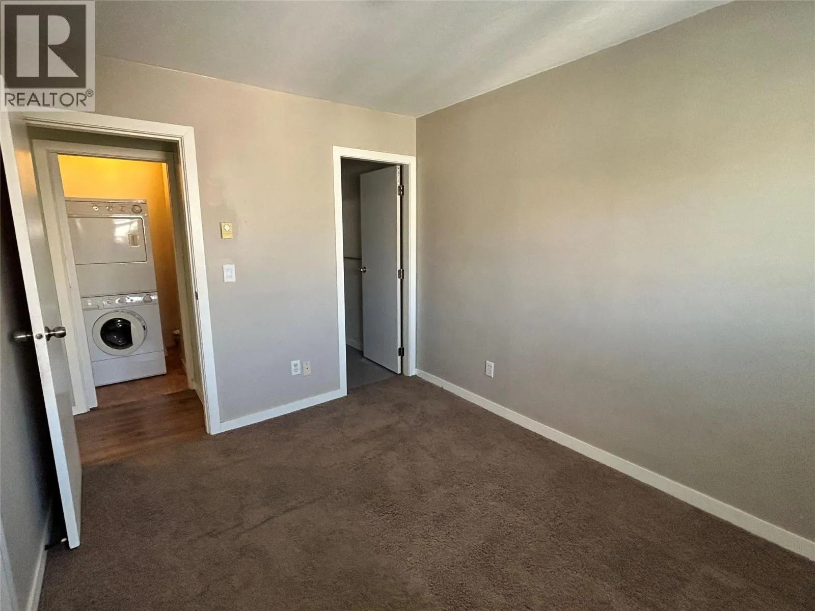 4305 Bellevue Drive Unit# 209