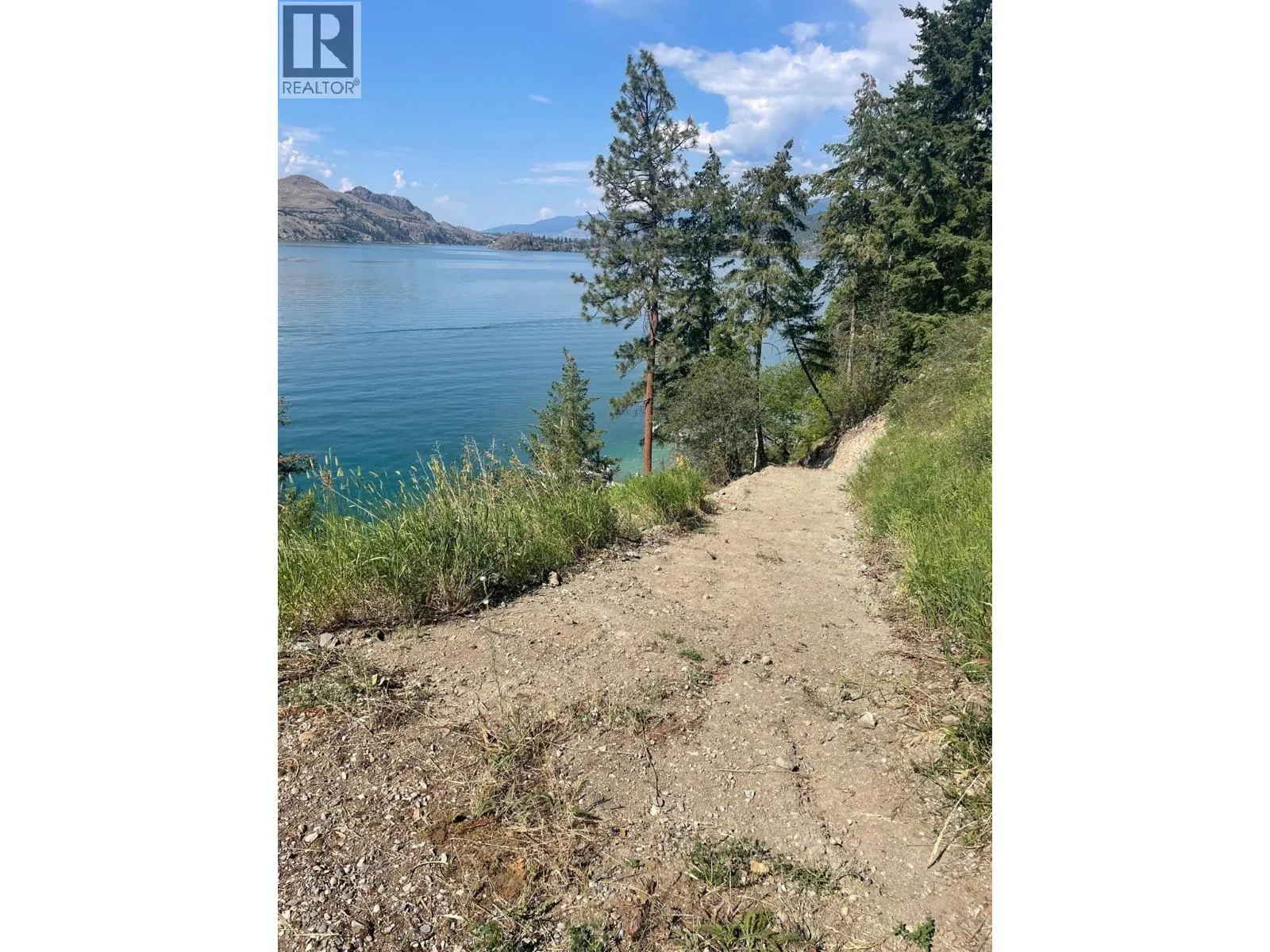 5649 Cosens Bay Road Unit# 13