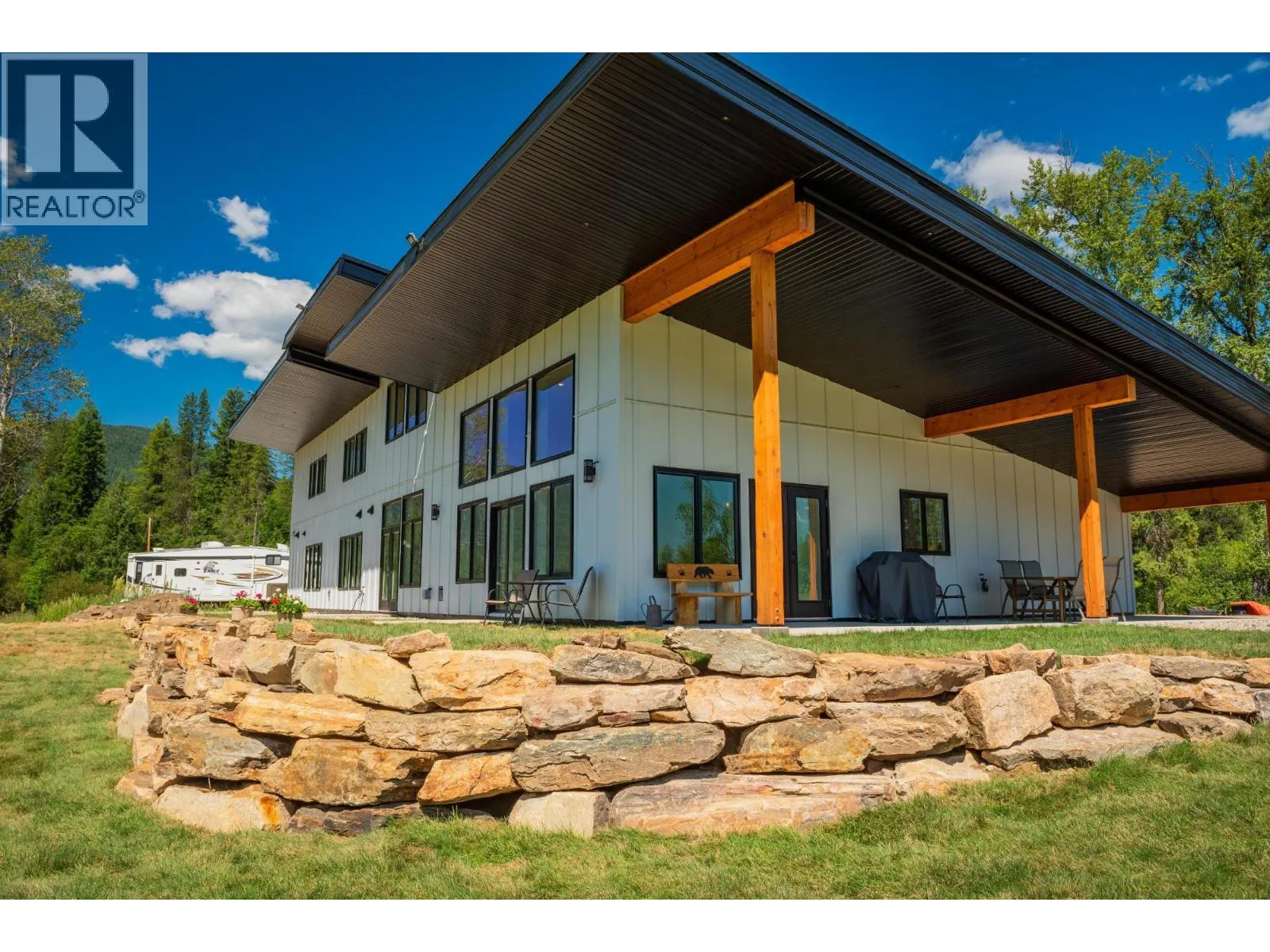 2335 PASS CREEK Road