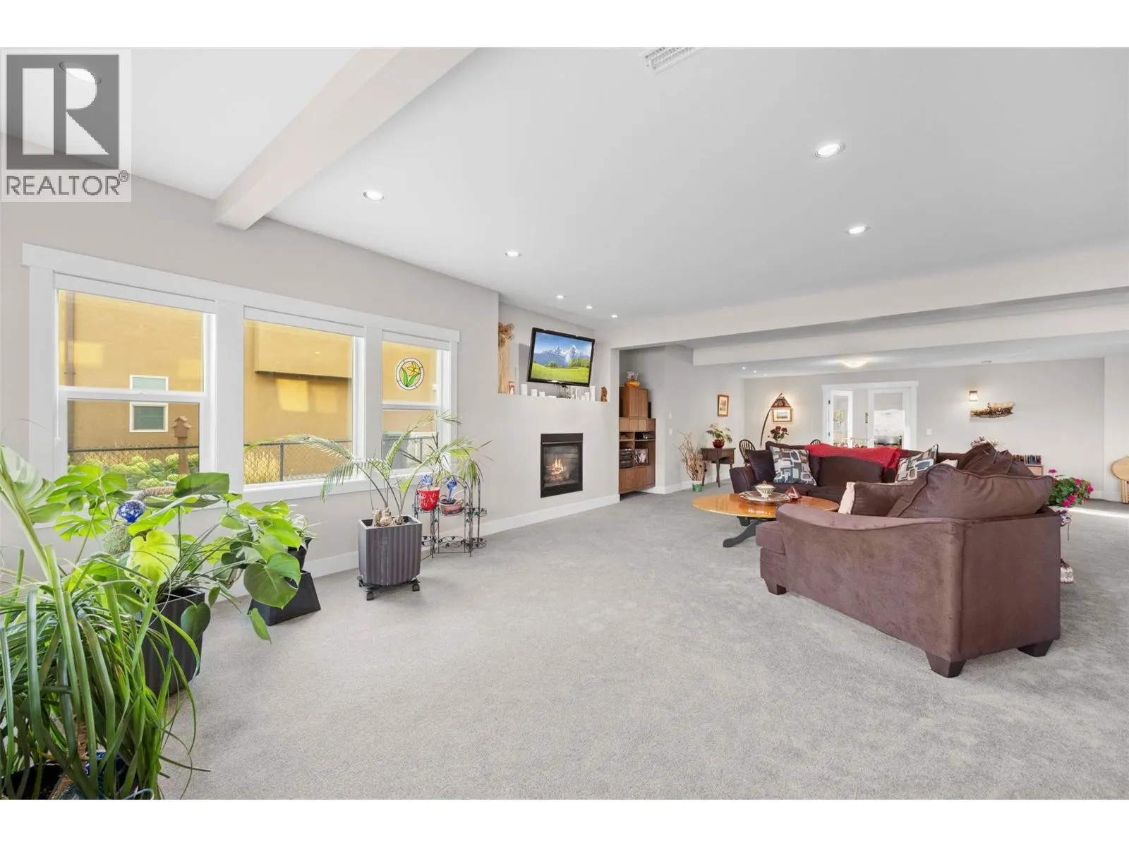 2589 Sylvia Road