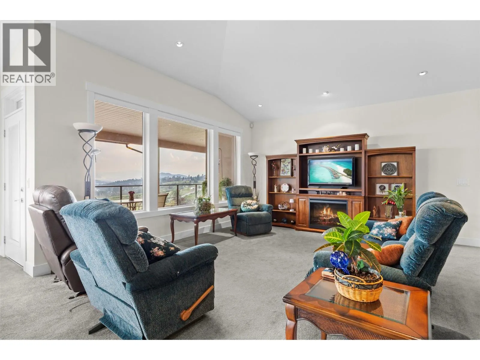 2589 Sylvia Road