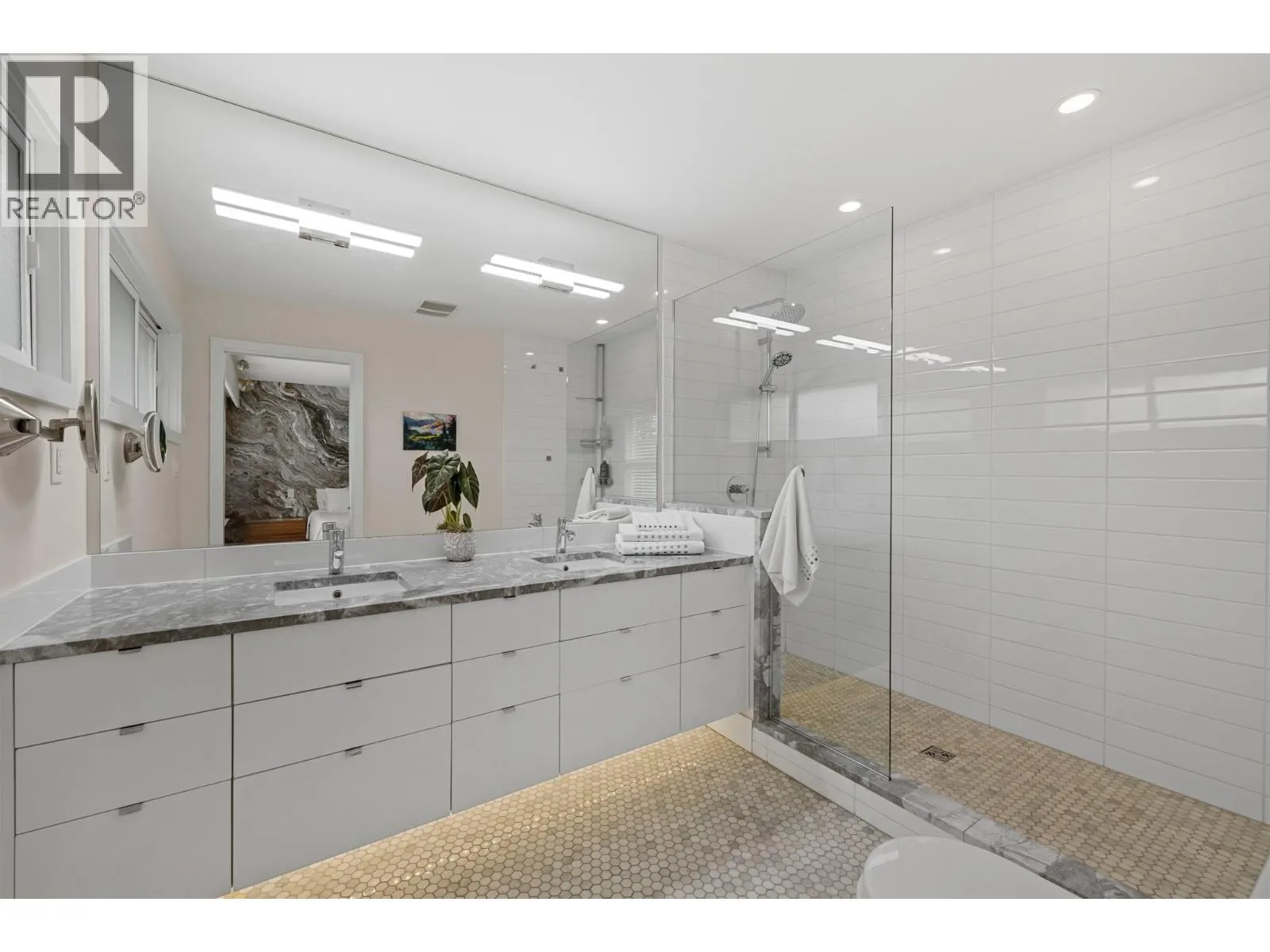 1470 Guisachan Place
