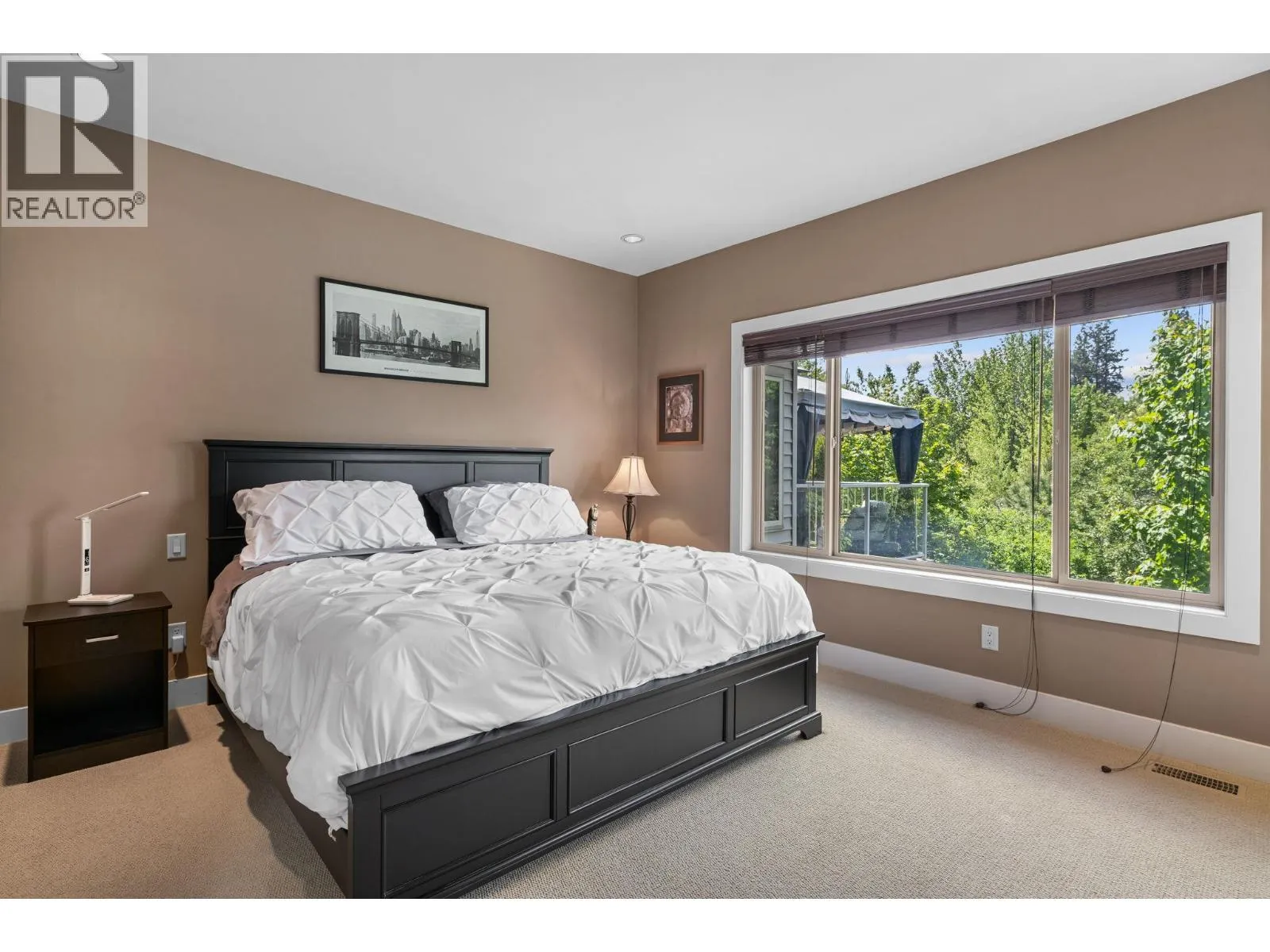 5200 Cobble Court