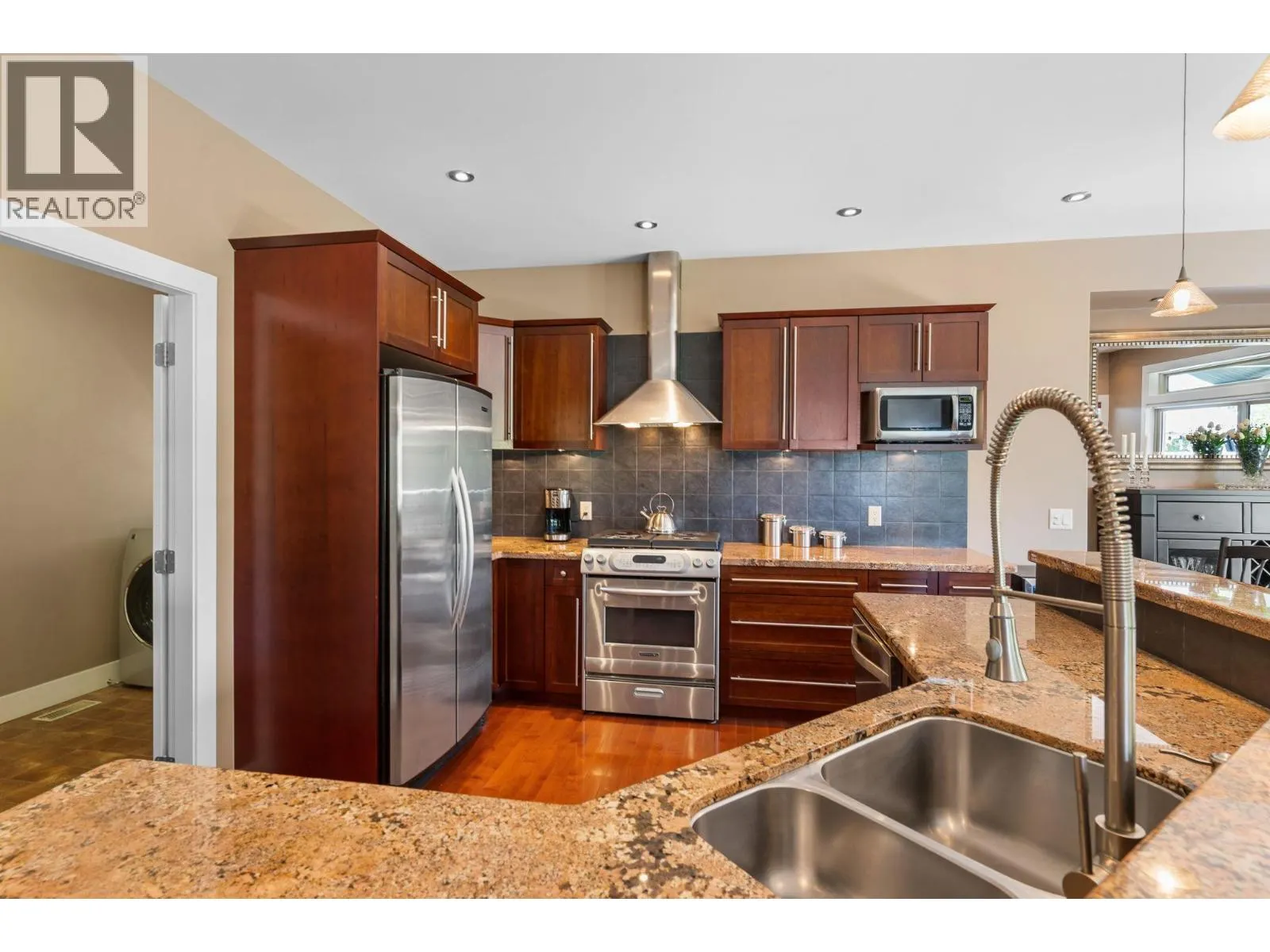 5200 Cobble Court