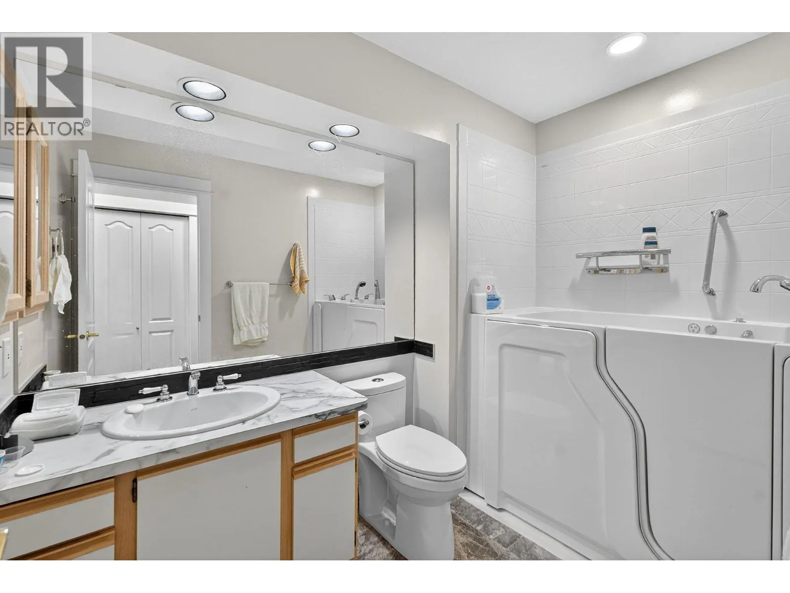 1201 Cameron Avenue Unit# 68 Lot# 68