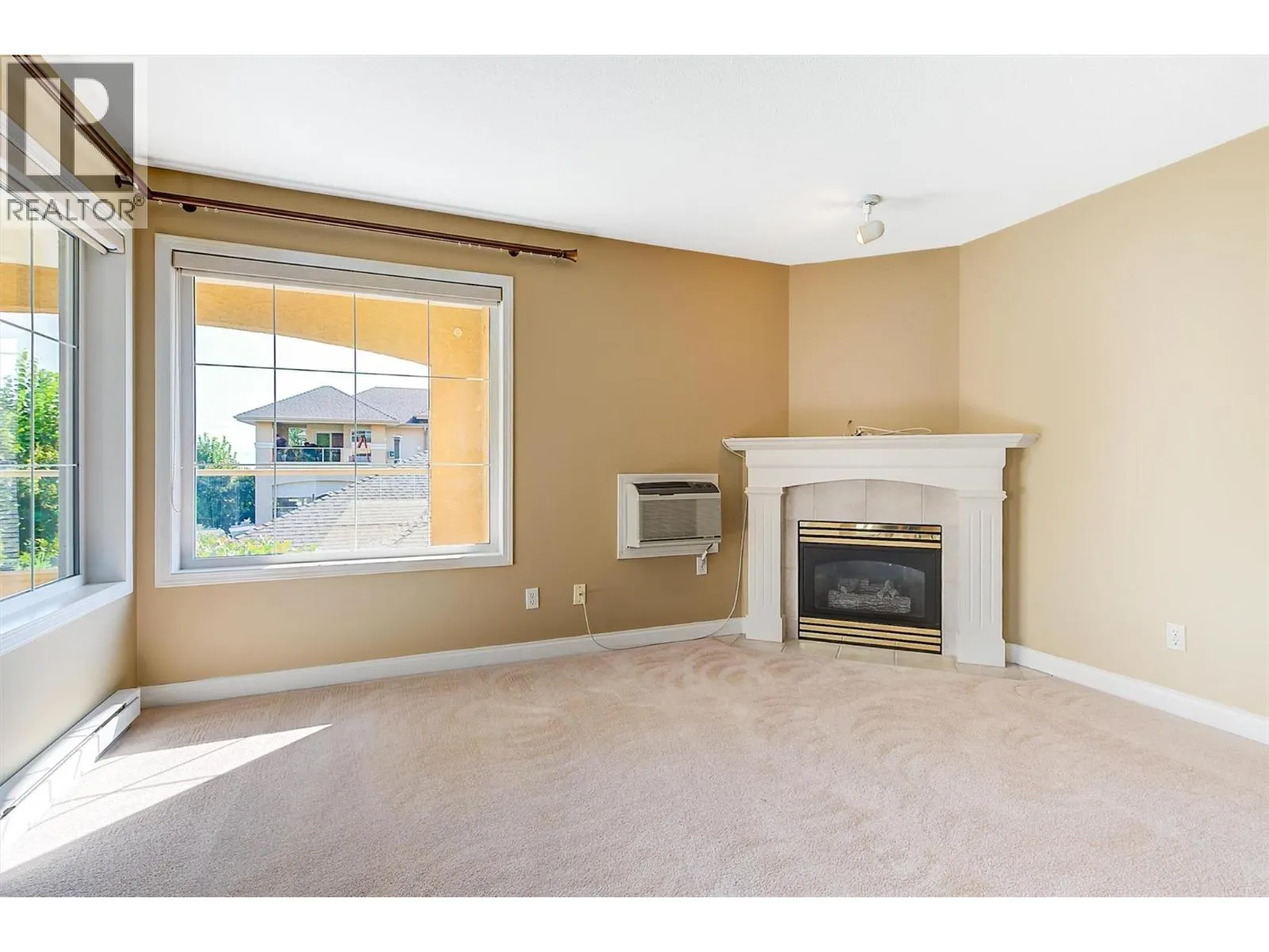 3890 Brown Road Unit# 204