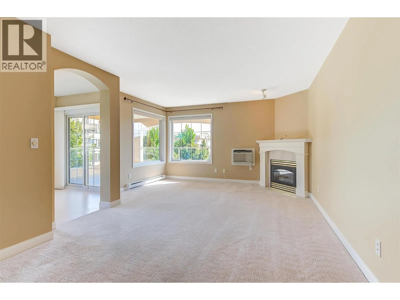 3890 Brown Road Unit# 204
