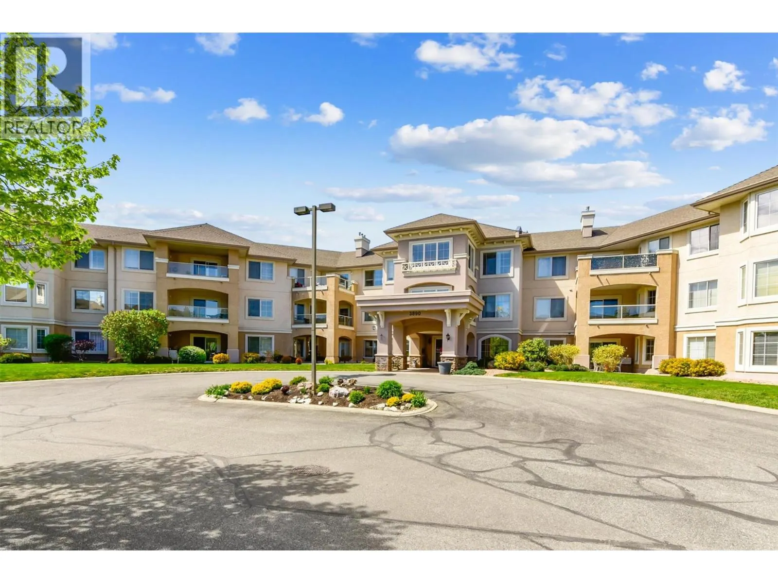3890 Brown Road Unit# 204