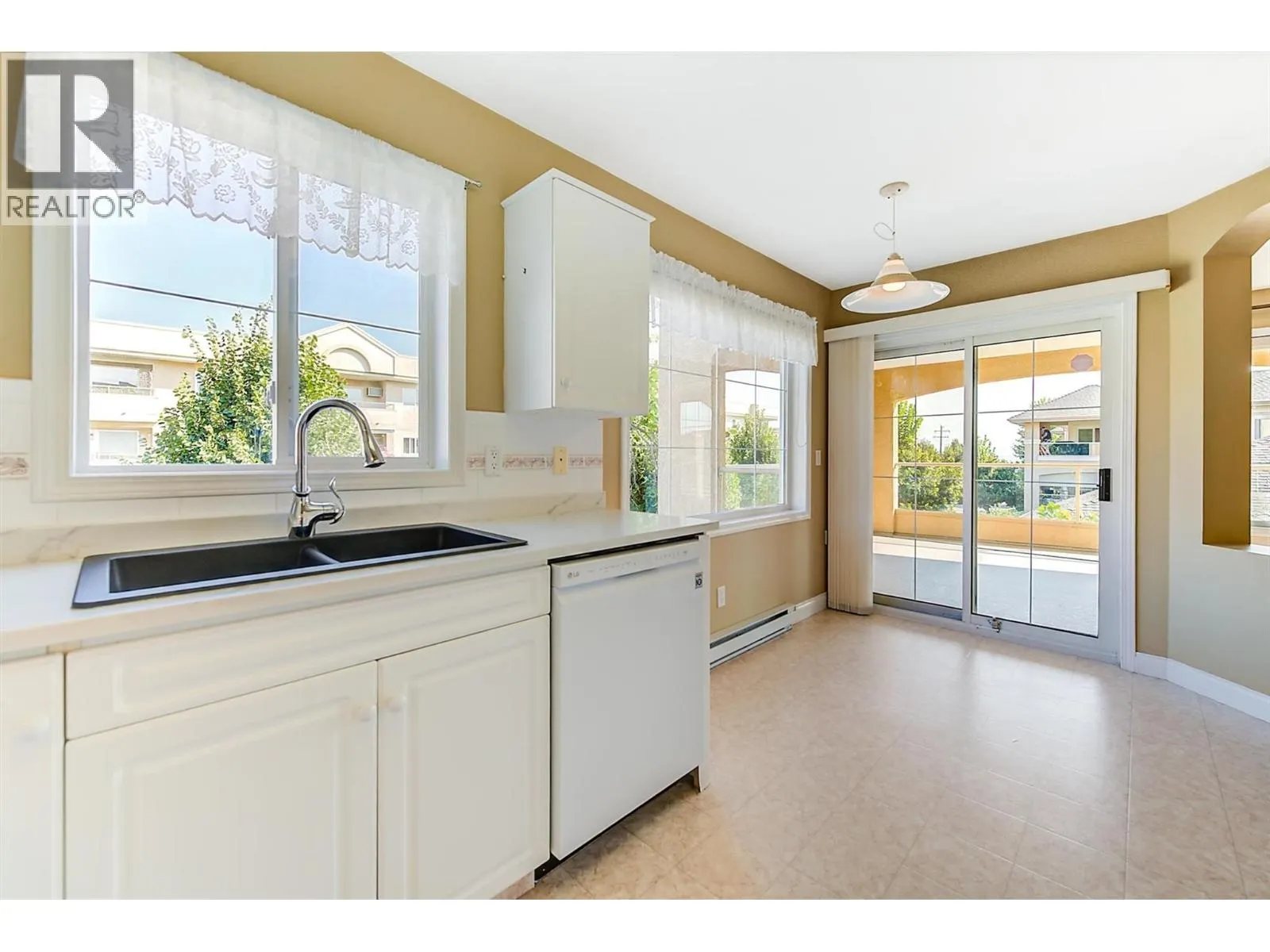 3890 Brown Road Unit# 204